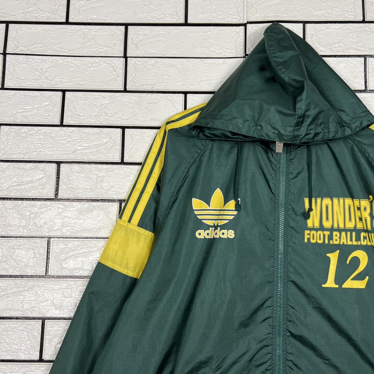 Adidas Vintage ADIDAS Trefoil Big Logo Nylon Jacket #4288-C195 Size US M / EU 48-50 / 2 - 6 Thumbnail
