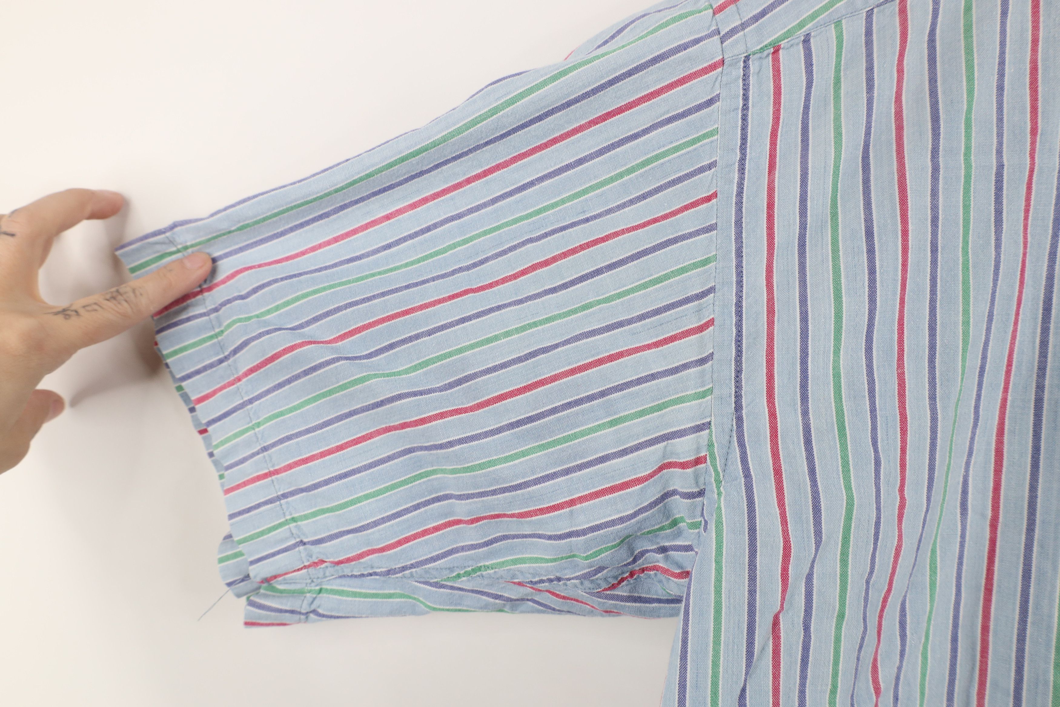 Vintage Vintage 90s Streetwear Short Sleeve Button Down Shirt Size US L / EU 52-54 / 3 - 6 Thumbnail