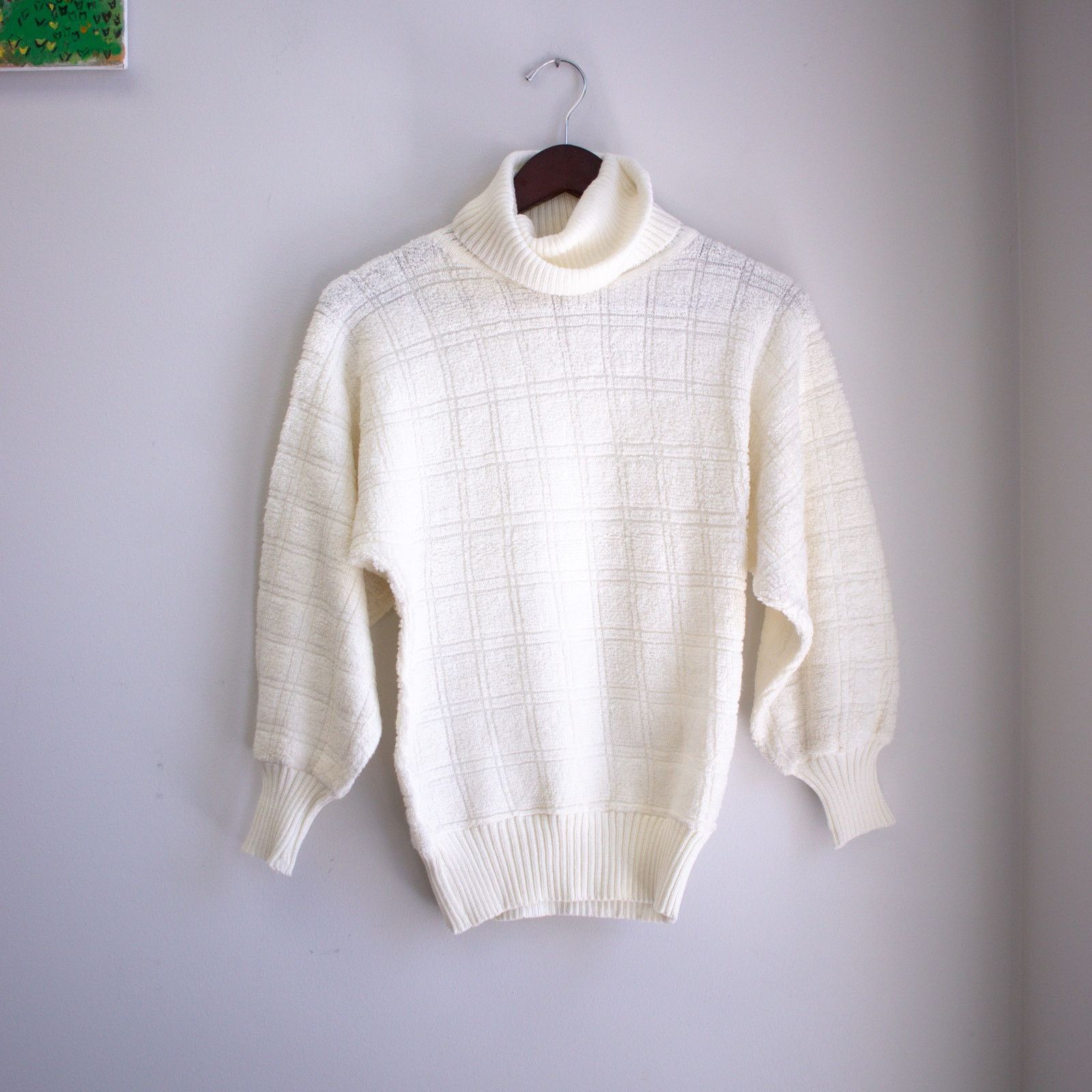 Vintage Small Vintage Cream Boucle Loose Sleeve Turtle Neck Sweater Size S / US 4 / IT 40 - 1 Thumbnail