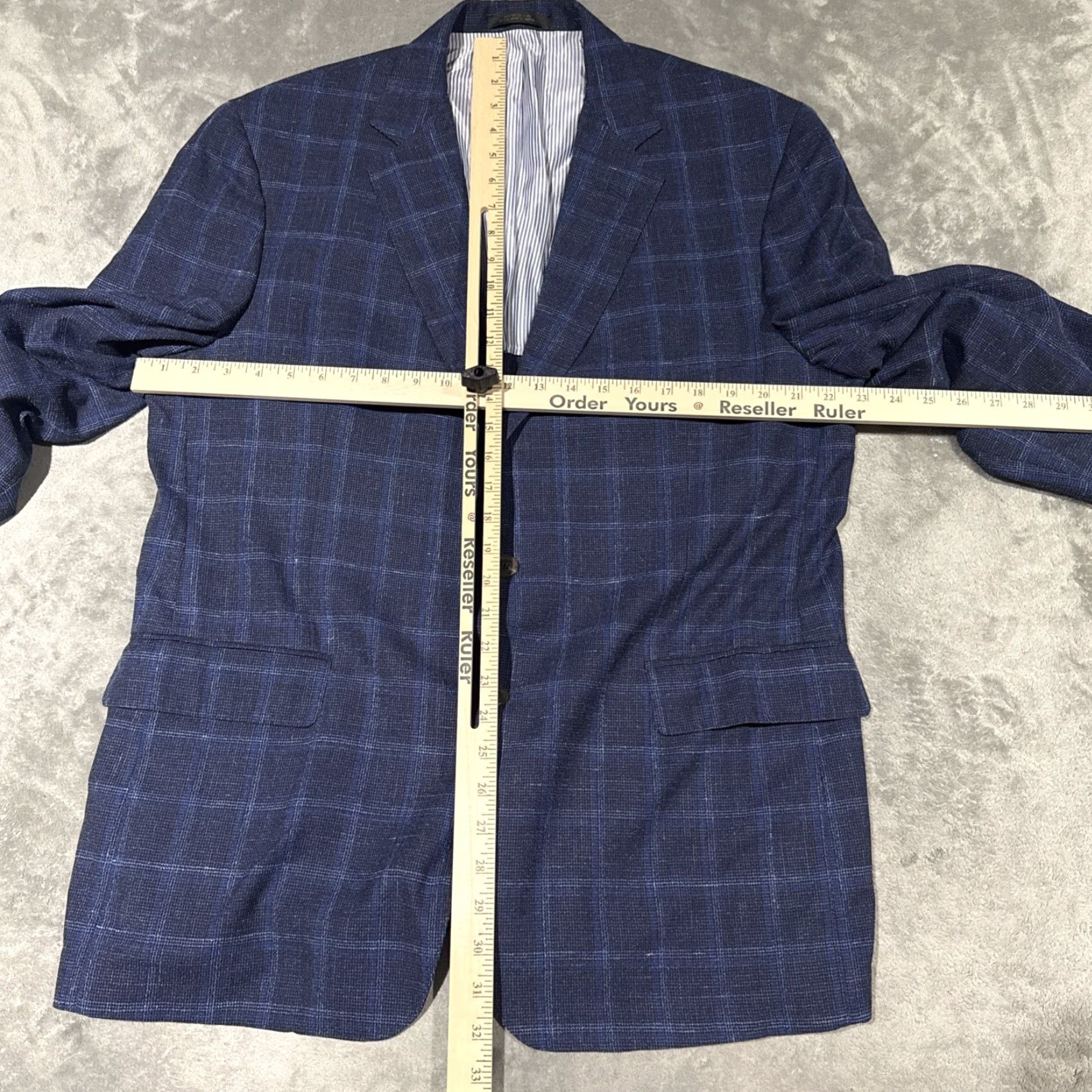 Allen Edmonds VINTAGE Allen Edmonds Wool Sport Coat Blazer Blue Plaid 46R Mens Union USA Made Size 46R - 4 Thumbnail