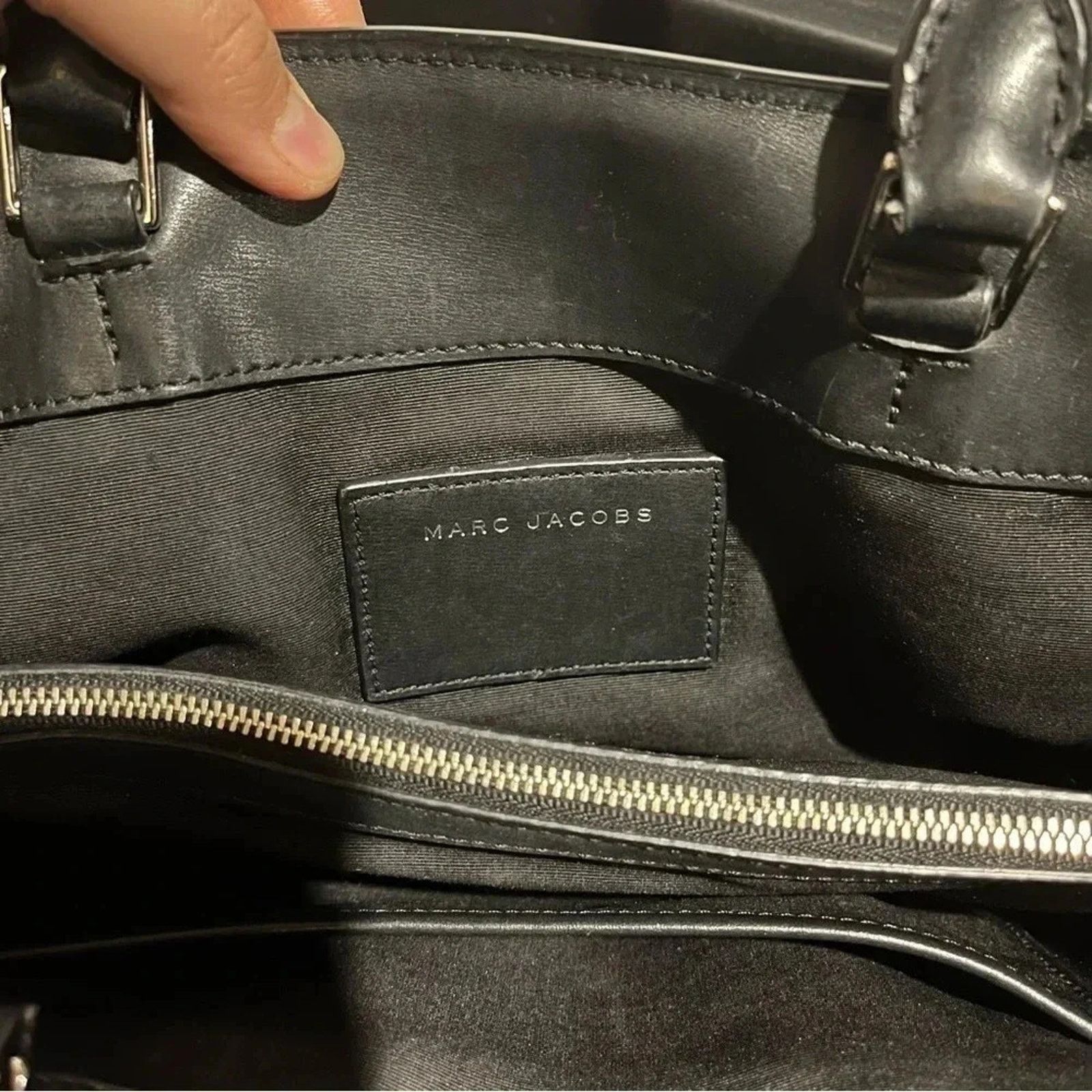 Marc Jacobs Marc Jacobs Madison Medium Black Leather Crossbody Bag Size ONE SIZE - 11 Thumbnail