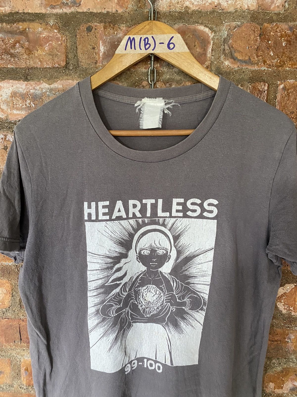 20471120 × Beauty Beast × Japanese Brand 2000s Cospa Heartless girl tee Size US M / EU 48-50 / 2 - 3 Thumbnail