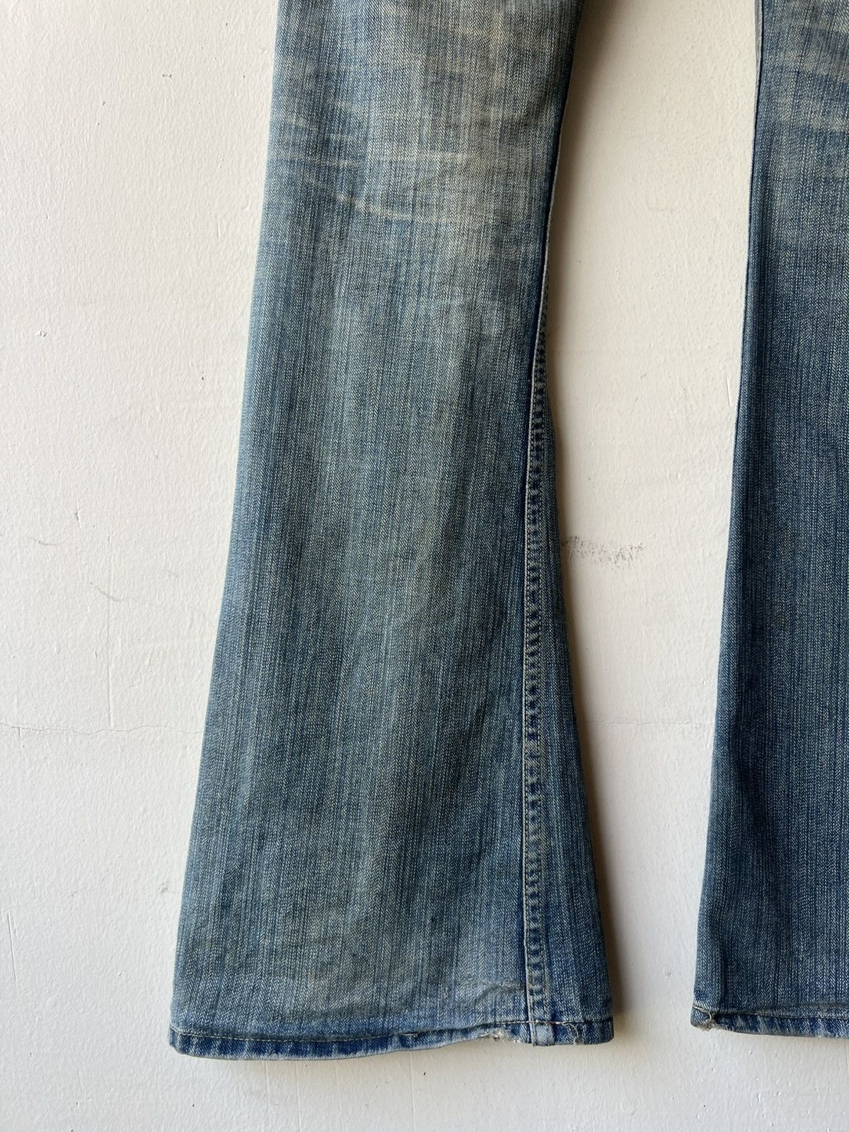 5351 POUR LES HOMMES Frog Denim Japan Distress Dirty Mud Denim Super Flare Jeans Size US 32 / EU 48 - 19 Thumbnail