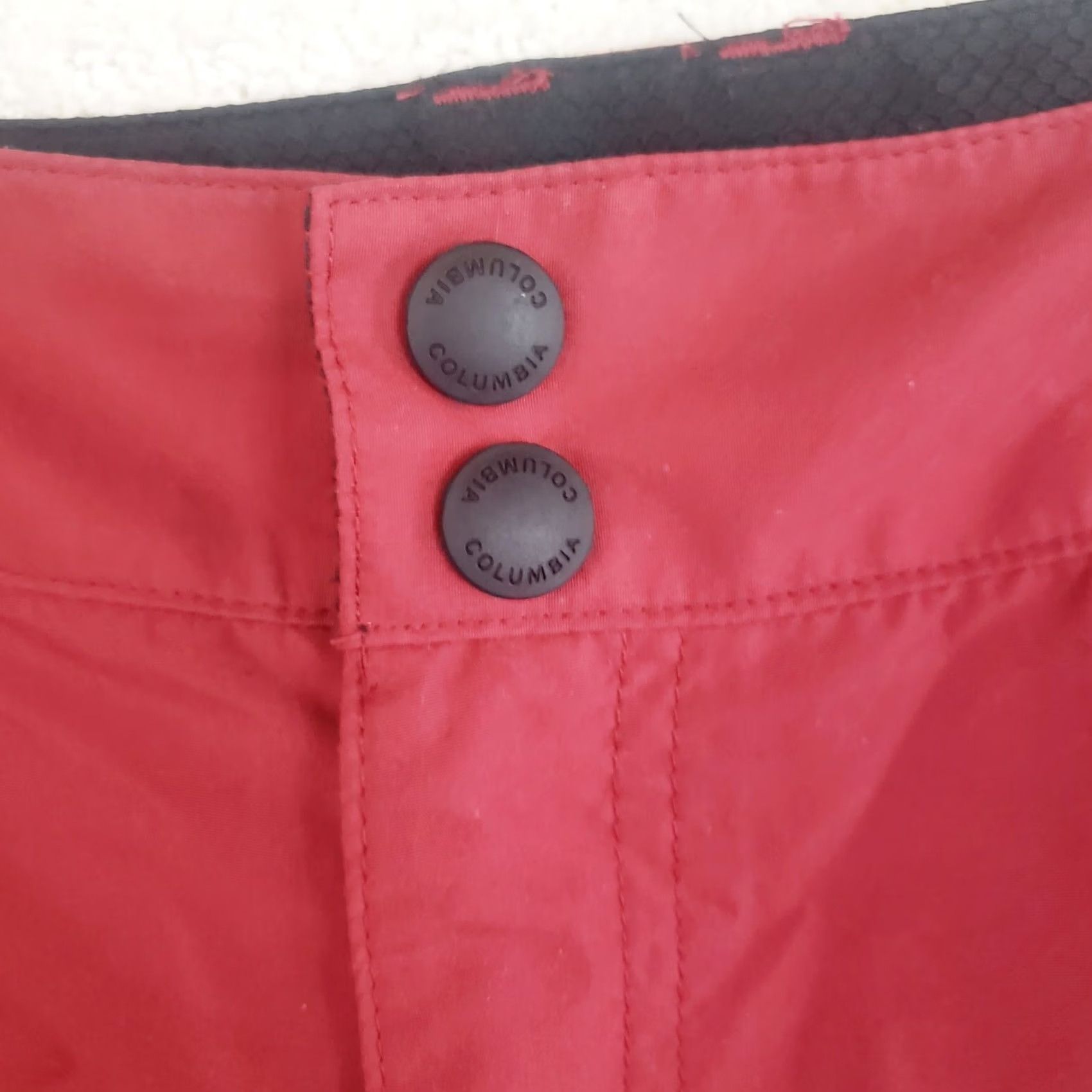 Vintage Columbia Men's Shorts Red 40x11 Omni-Shield Chino Flat Front Zip Pockets Logo Outdoor Casual Workwear Size US 40 / EU 56 - 3 Thumbnail