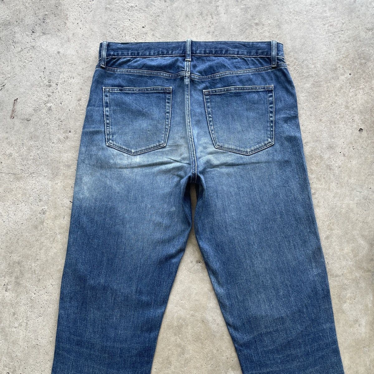 Japanese Brand Vintage Japan Ripped Denim Faded Distressed Jeans Pants W35 Size US 35 - 8 Thumbnail