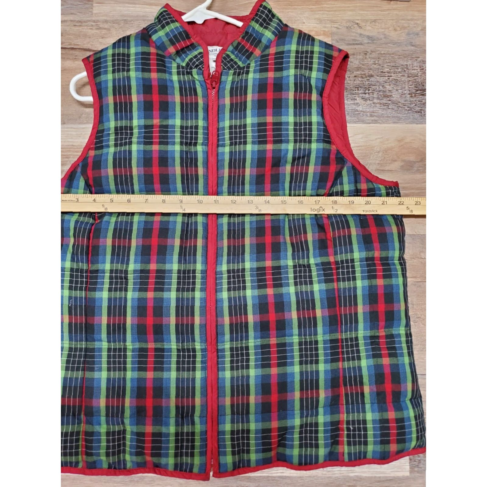 Pendleton VINTAGE Pendleton Quilted Vest Full Zip Down Insulated Lined Women Large Red Green Plaid Vest Size L / US 10 / IT 46 - 5 Thumbnail