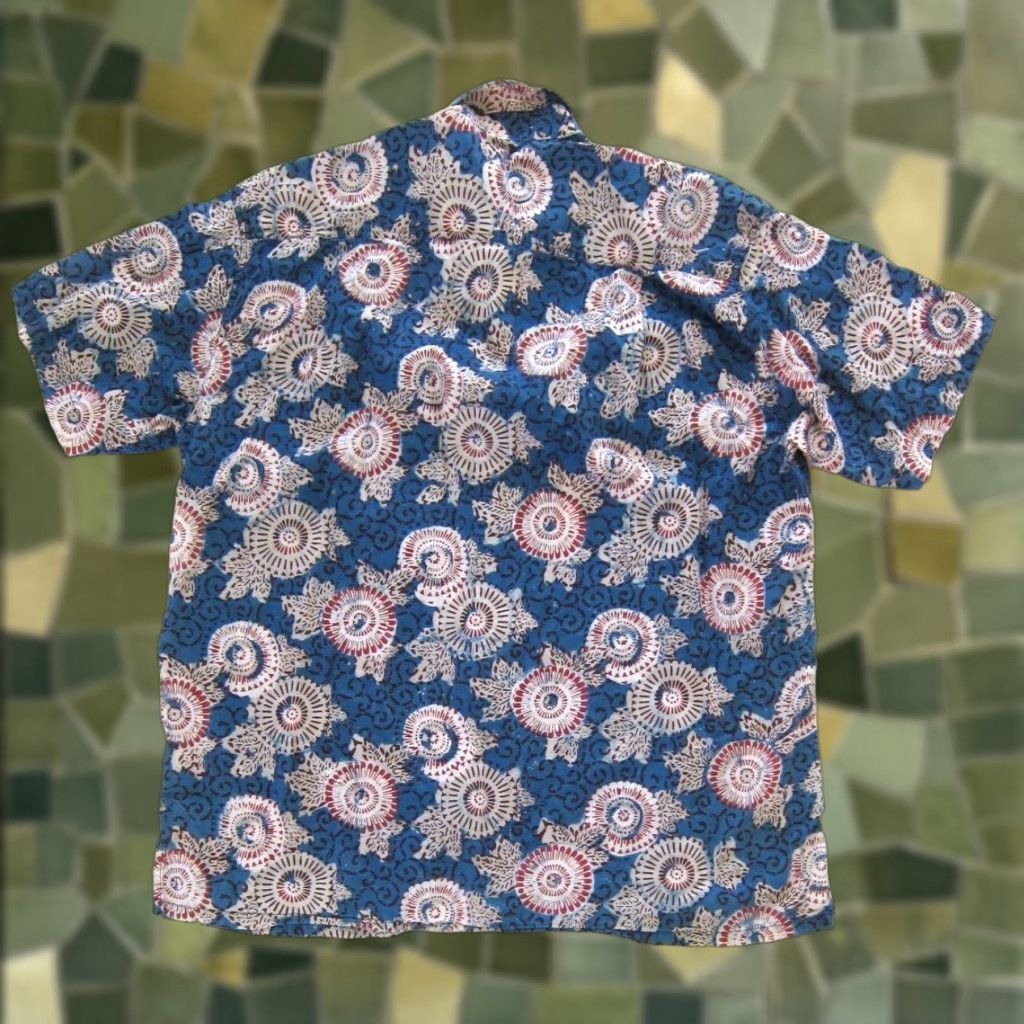 Vintage Vtg Arawalk West Indies Cotton Blue Floral Button Down Short Sleeve Shirt L Size US L / EU 52-54 / 3 - 1 Thumbnail