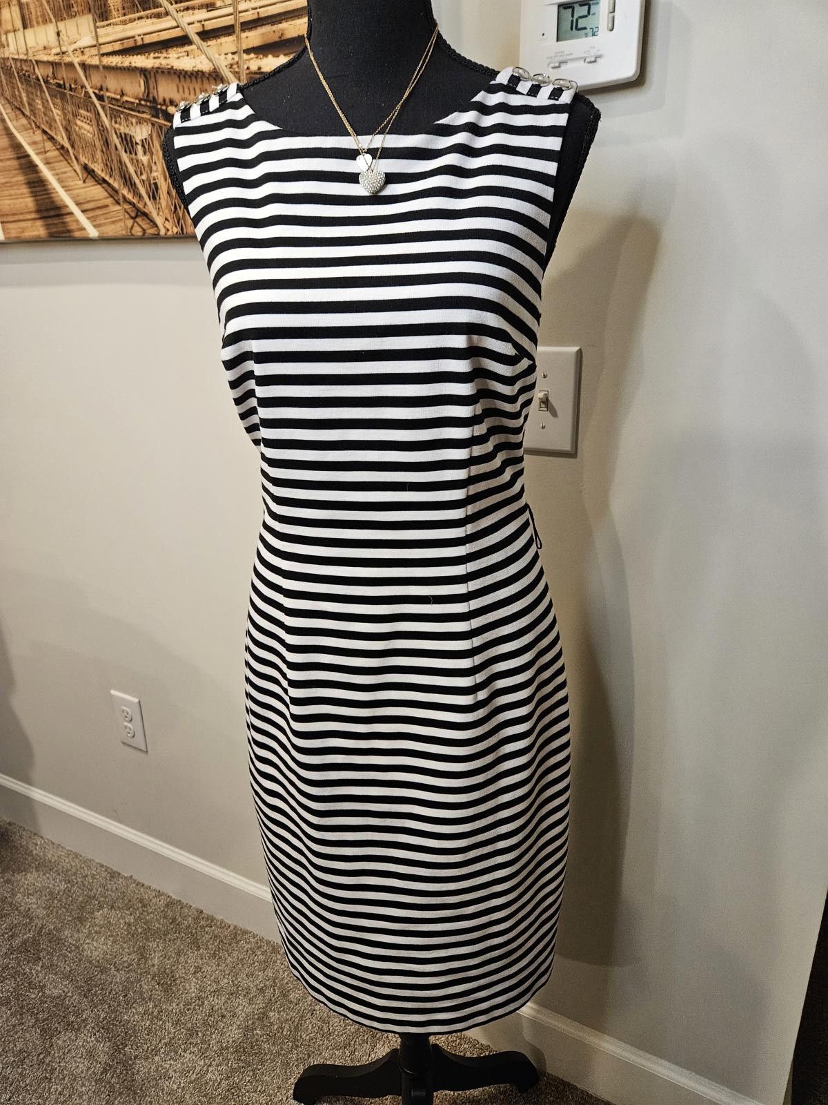 Designer Whbm Black and White Striped Dress with Button Detail #H41 Size M / US 6-8 / IT 42-44 - 1 Thumbnail