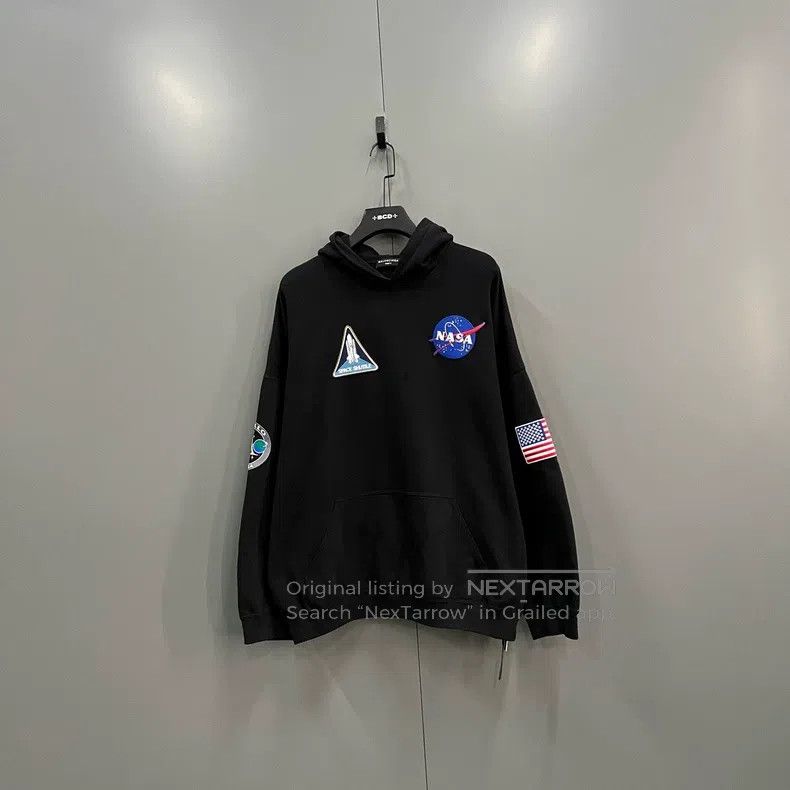 Balenciaga Balenciaga Black badge embroidered hoodie Size US XS / EU 42 / 0 - 1 Thumbnail
