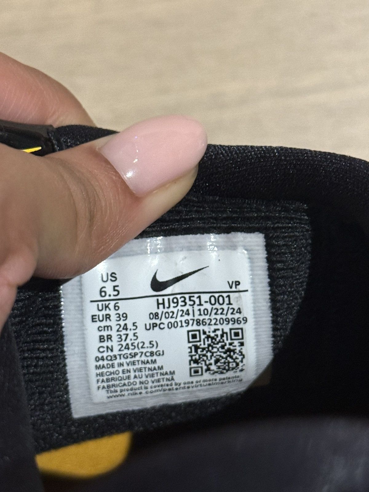Nike Nike low top sneakers Size US 6.5 / EU 39-40 - 6 Thumbnail