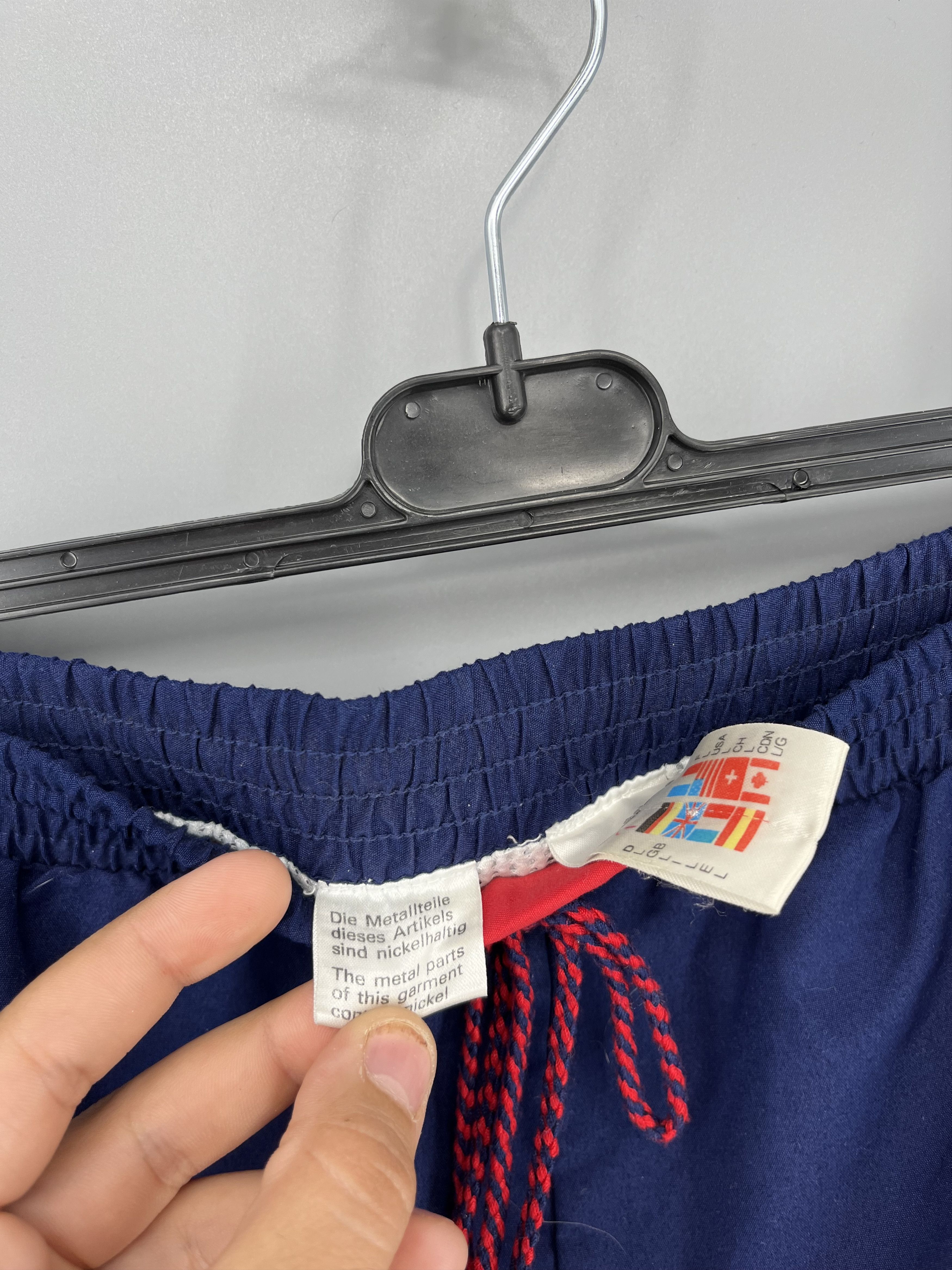 Adidas × Vintage Vintage Y2K Adidas mini logo shorts streetwear Style Size US 34 / EU 50 - 7 Thumbnail