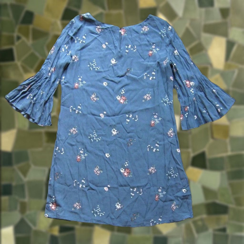 Vince Camuto Vince Camuto Floral Blue White Pink Rayon 3/4 Sleeve Tunic Shift Dress Ruffle Knee Length 6 Womens Size M / US 6-8 / IT 42-44 - 1 Thumbnail