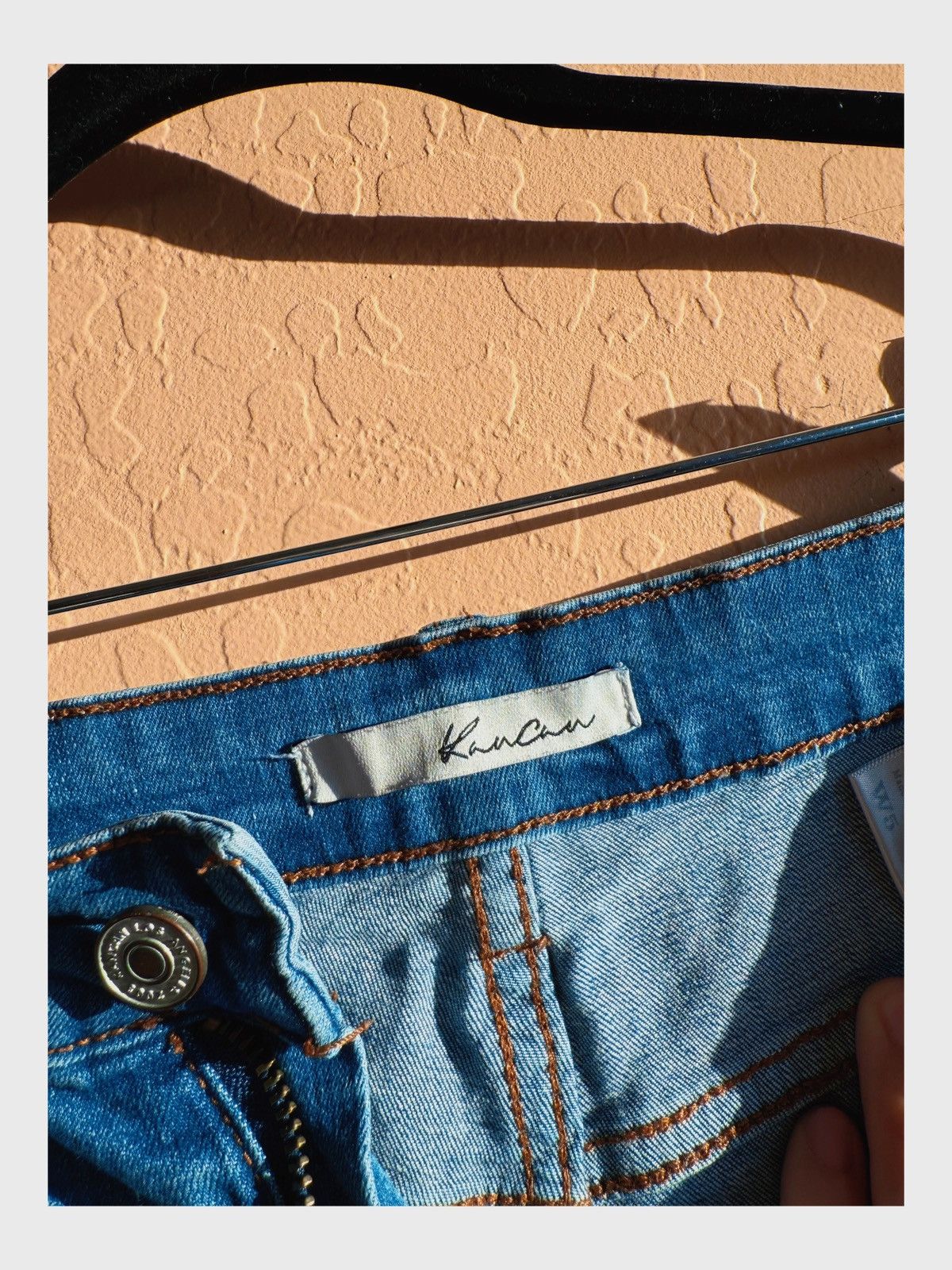 Kancan USA KanCan Distressed Denim Shorts Size 26" / US 2 / IT 38 - 6 Thumbnail