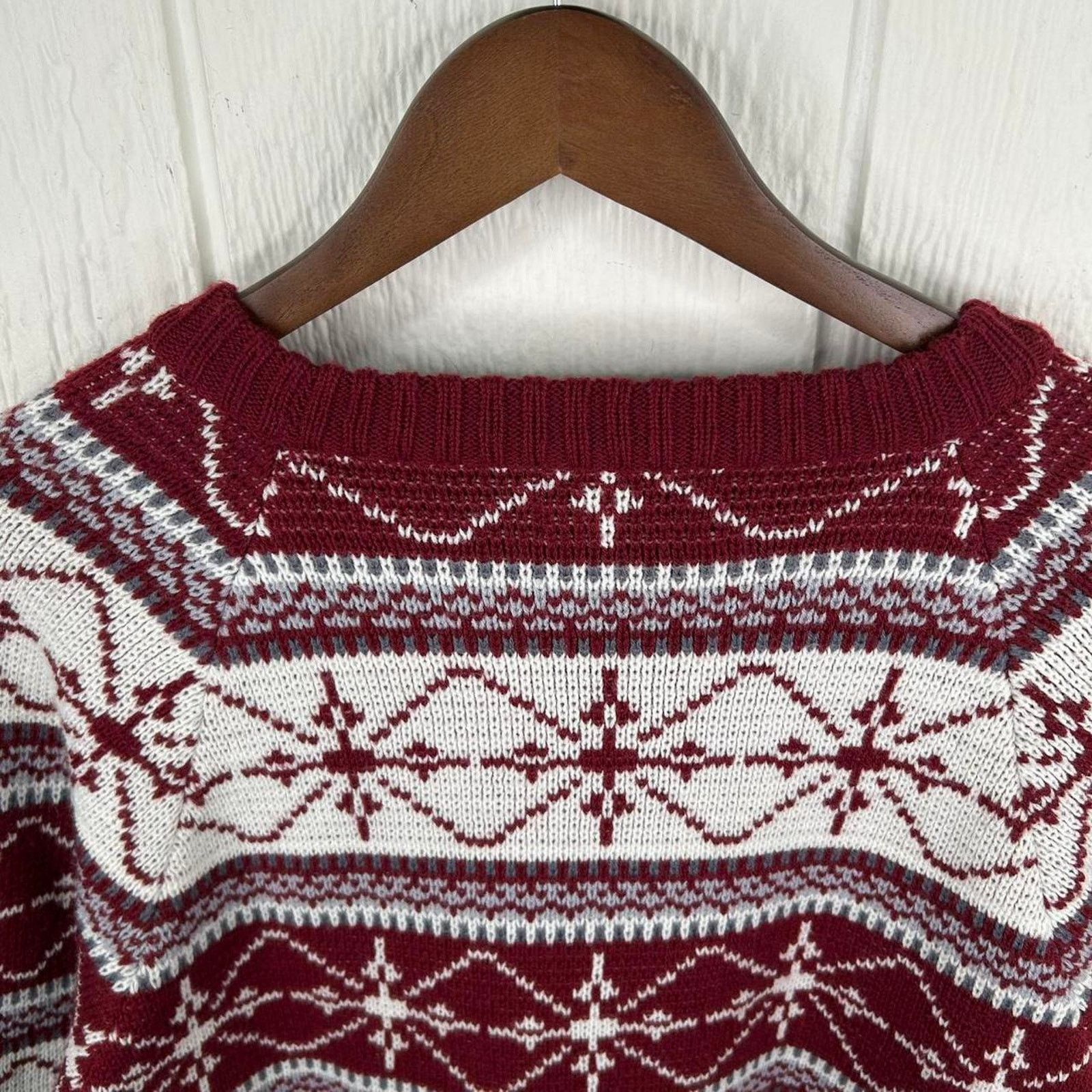 Other Vintage 90’s Red & White Snowflake Style Sweater Size Large Size US L / EU 52-54 / 3 - 5 Thumbnail