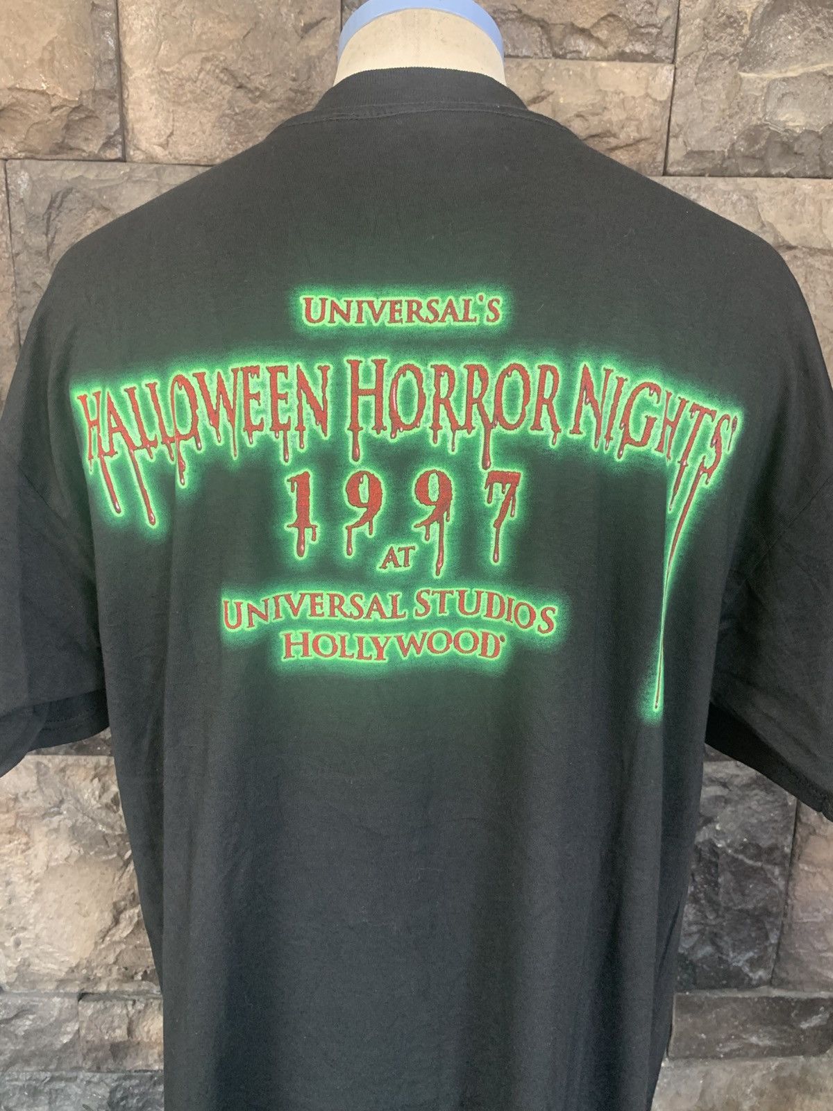 Universal Studios × Vintage Vintage 90s Halloween Horror Nights Universal Studios Tees Size US L / EU 52-54 / 3 - 6 Thumbnail