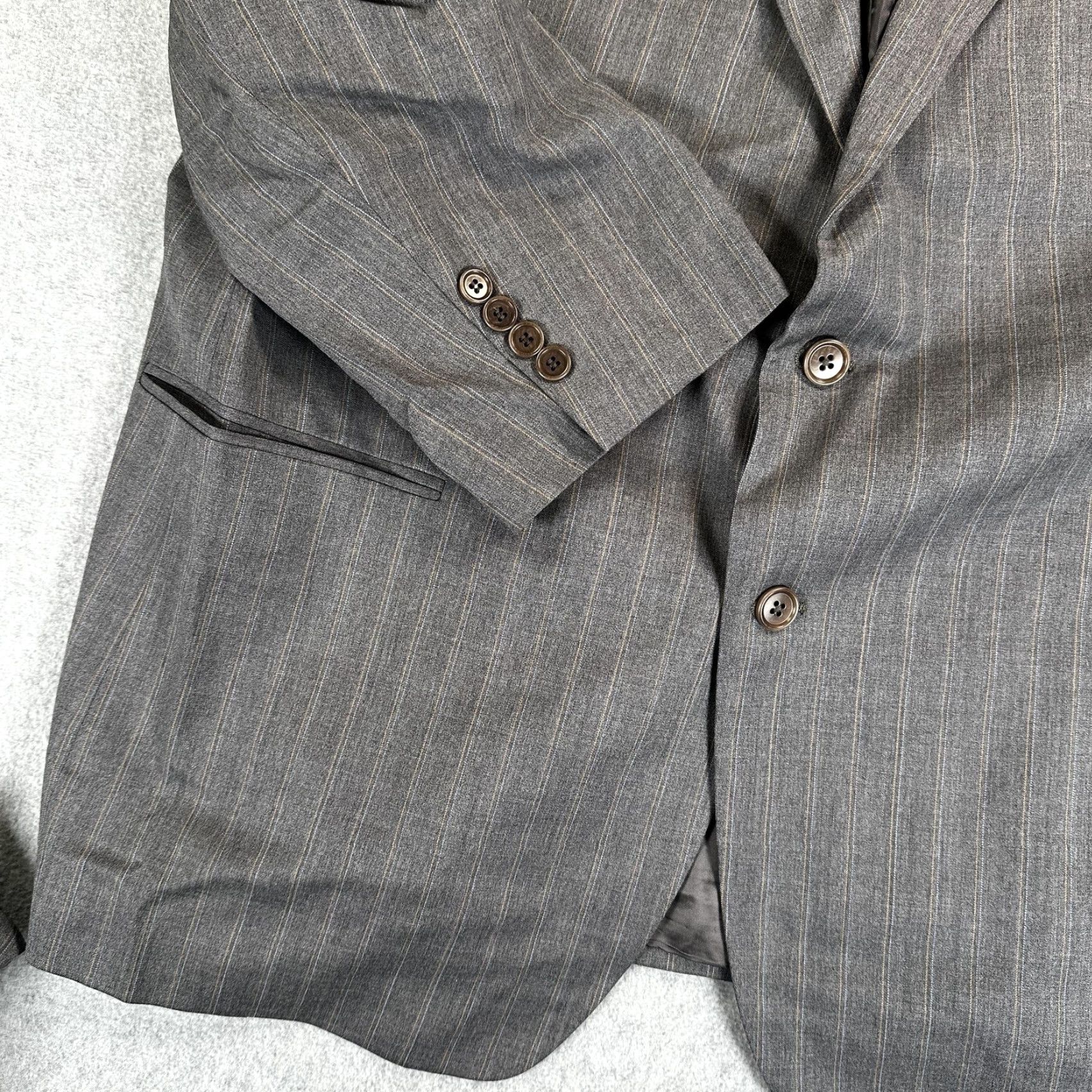 Brooks Brothers Brooks Brothers 1818 Madison Suit Mens Blazer 43x28 Wool 2 Piece Gray Pinstripe Classic Notch 2 Button 4-Button Cuffs 1818 Madison Men’s Suit Size 46R - 3 Thumbnail