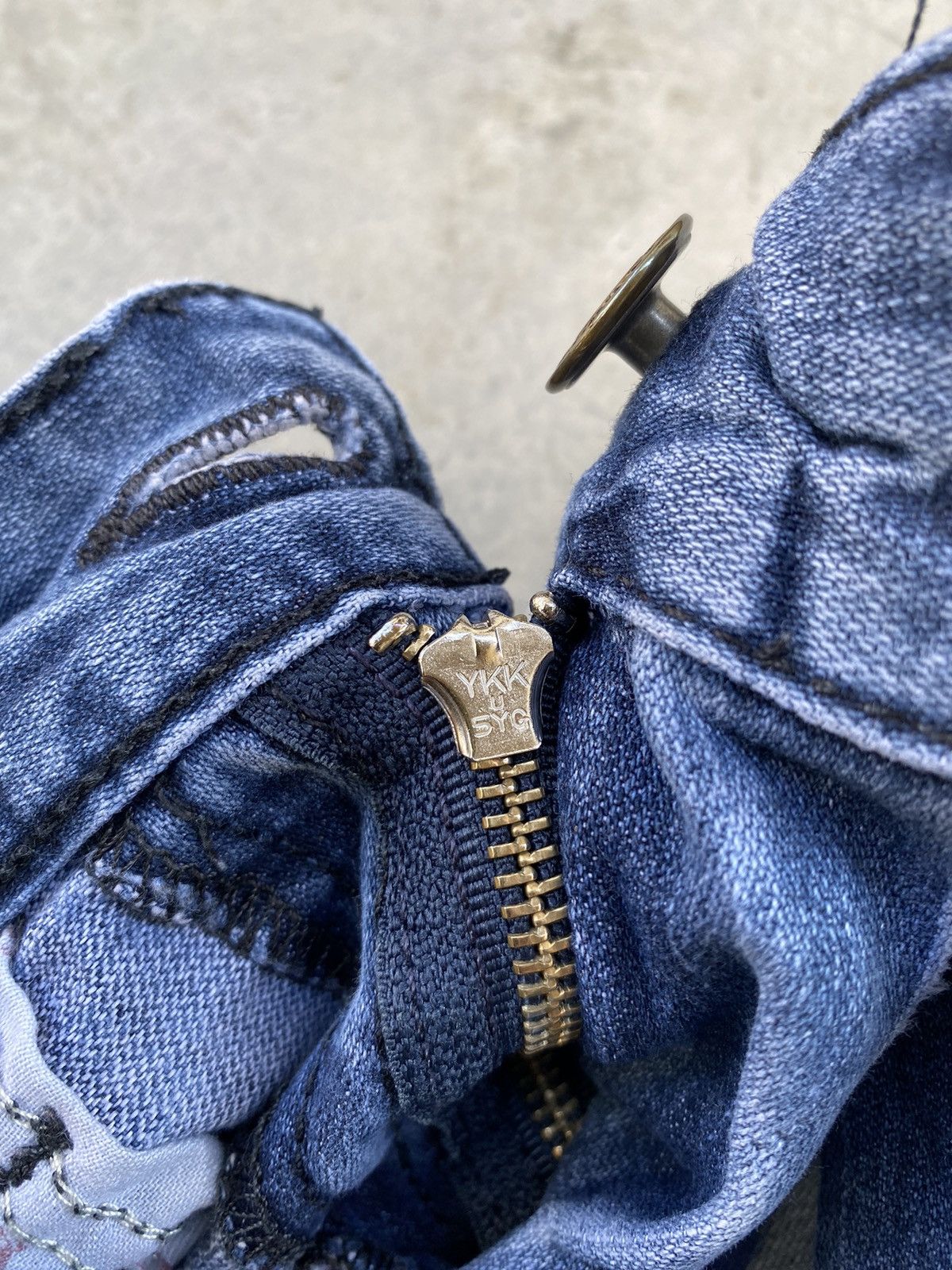 True Religion Vintage True Religion Distressed Denim Pants Size US 35 - 14 Thumbnail