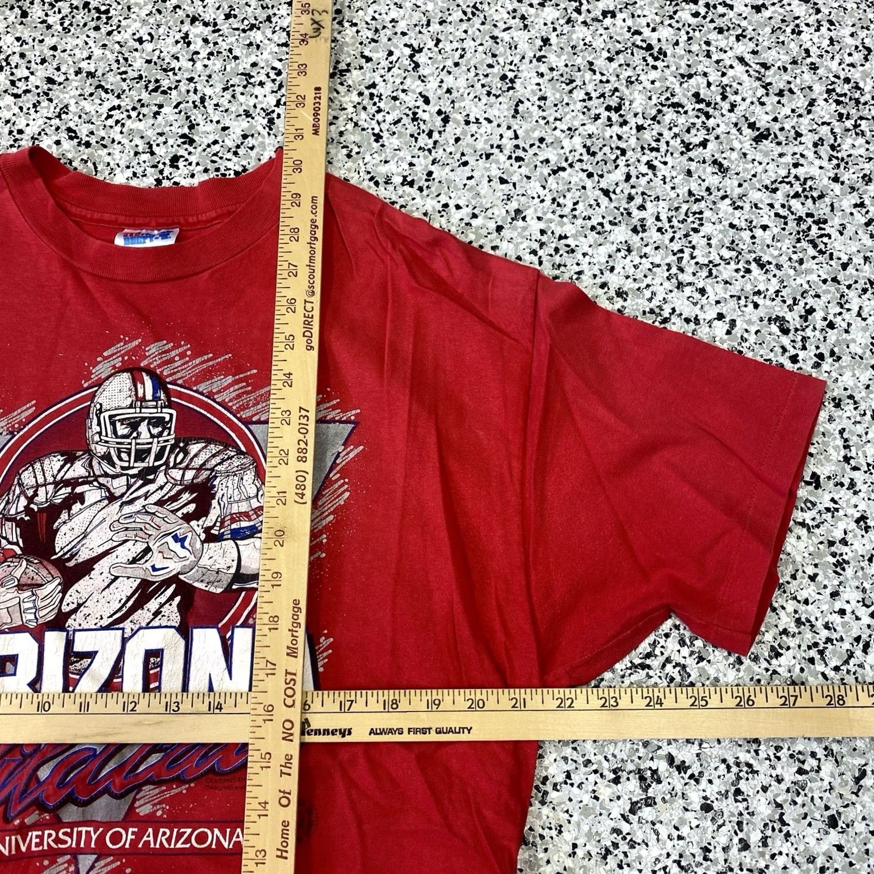 Hanes VINTAGE 90s Arizona Wildcats Football T-Shirt XL Red Mens Short Sleeve Hanes Graphic Print Size US XL / EU 56 / 4 - 2 Thumbnail