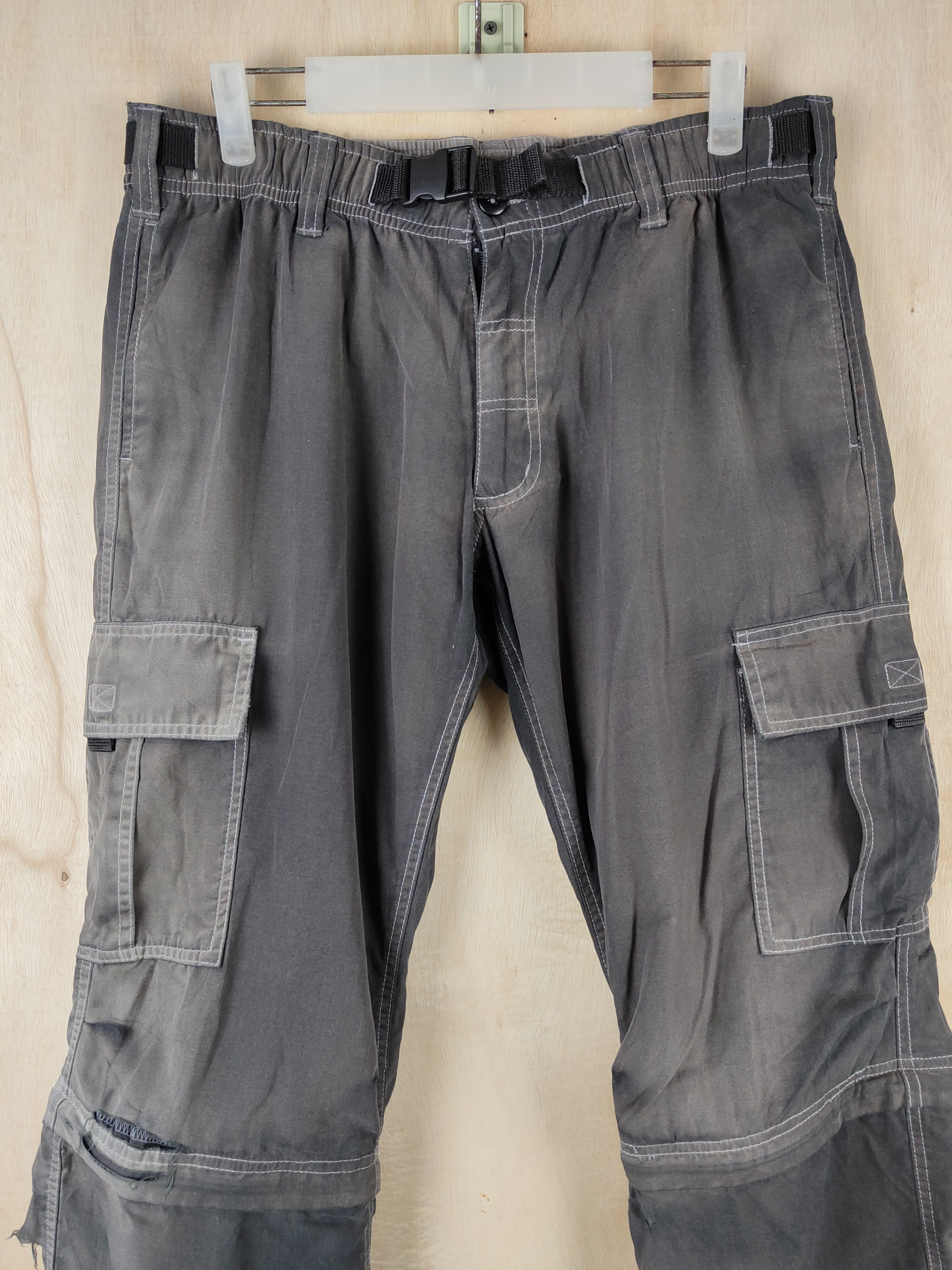 Japanese Brand Japanese Brand Black Faded Multipocket Cargo Pants #S2504 Size US 33 - 2 Thumbnail