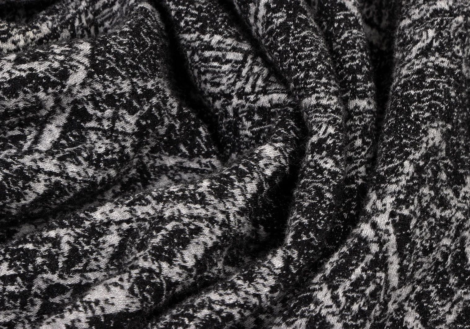 Yohji Yamamoto Yohji Yamamoto Asymmetrical Hem Knit in Black Gray Size US M / EU 48-50 / 2 - 11 Thumbnail