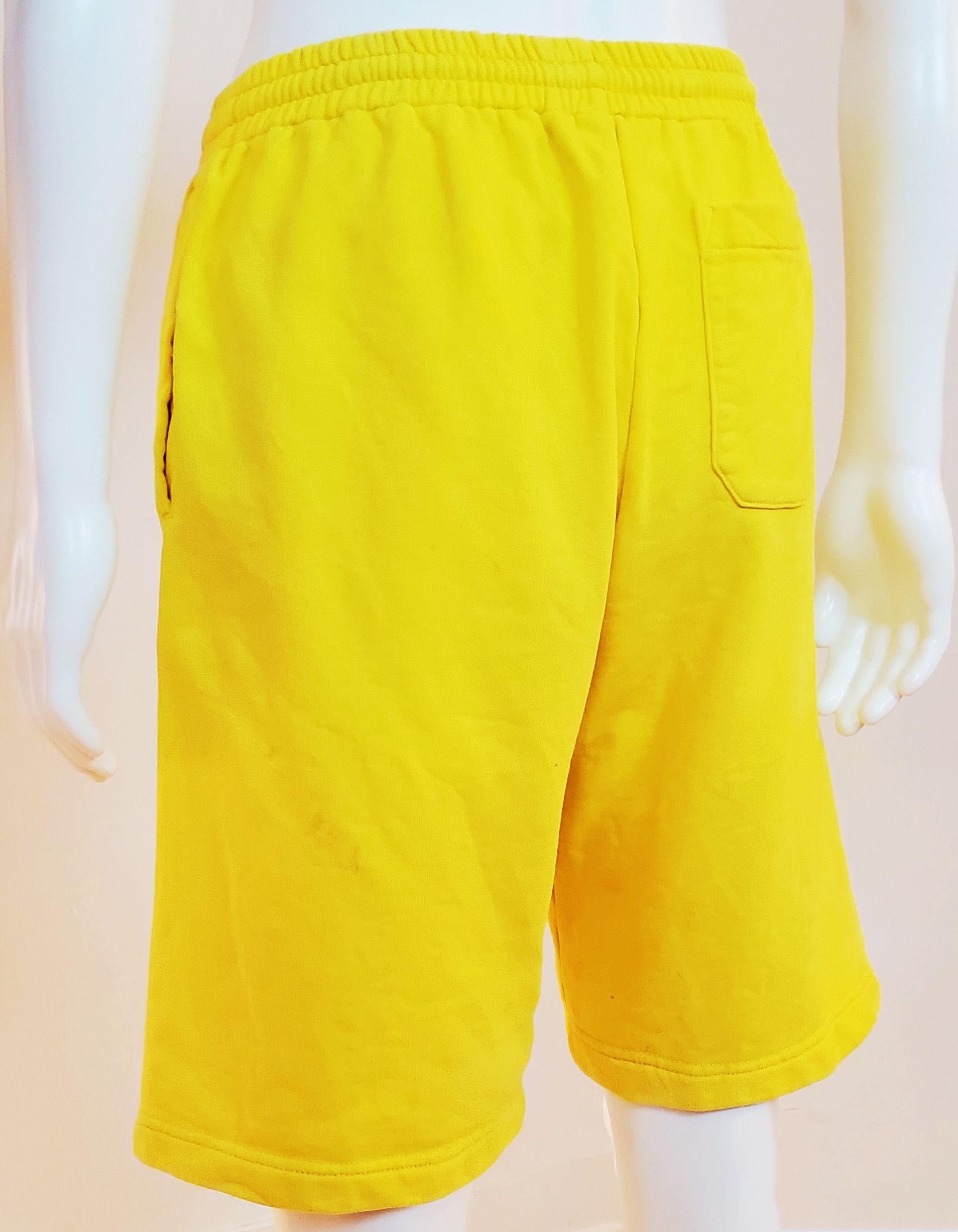 MSGM 85% OFF! MSGM Heavyweight Bermuda Shorts Yellow Size US 26 / EU 42 - 3 Thumbnail