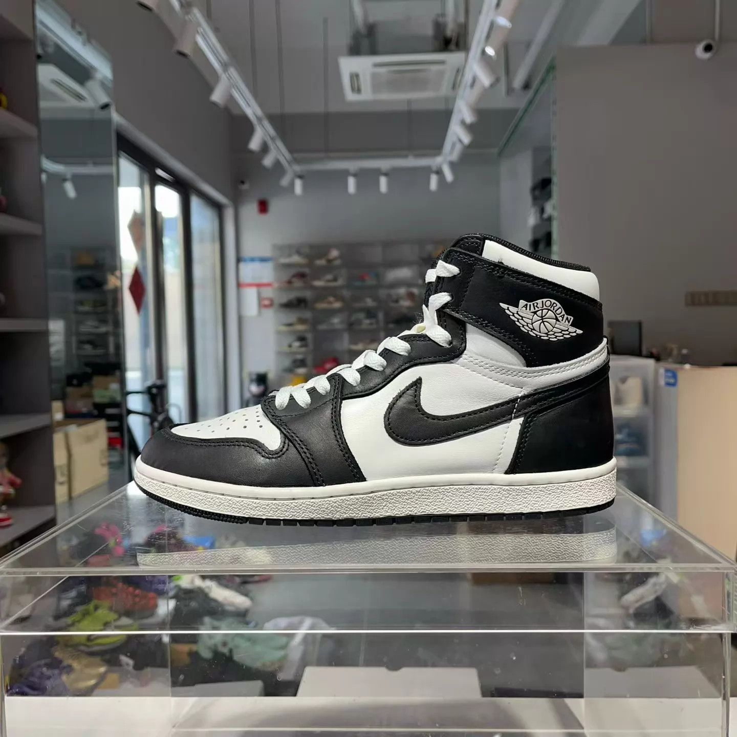 Nike Air Jordan 1 85 Panda 42 Size US 9 / EU 42 - 2 Thumbnail