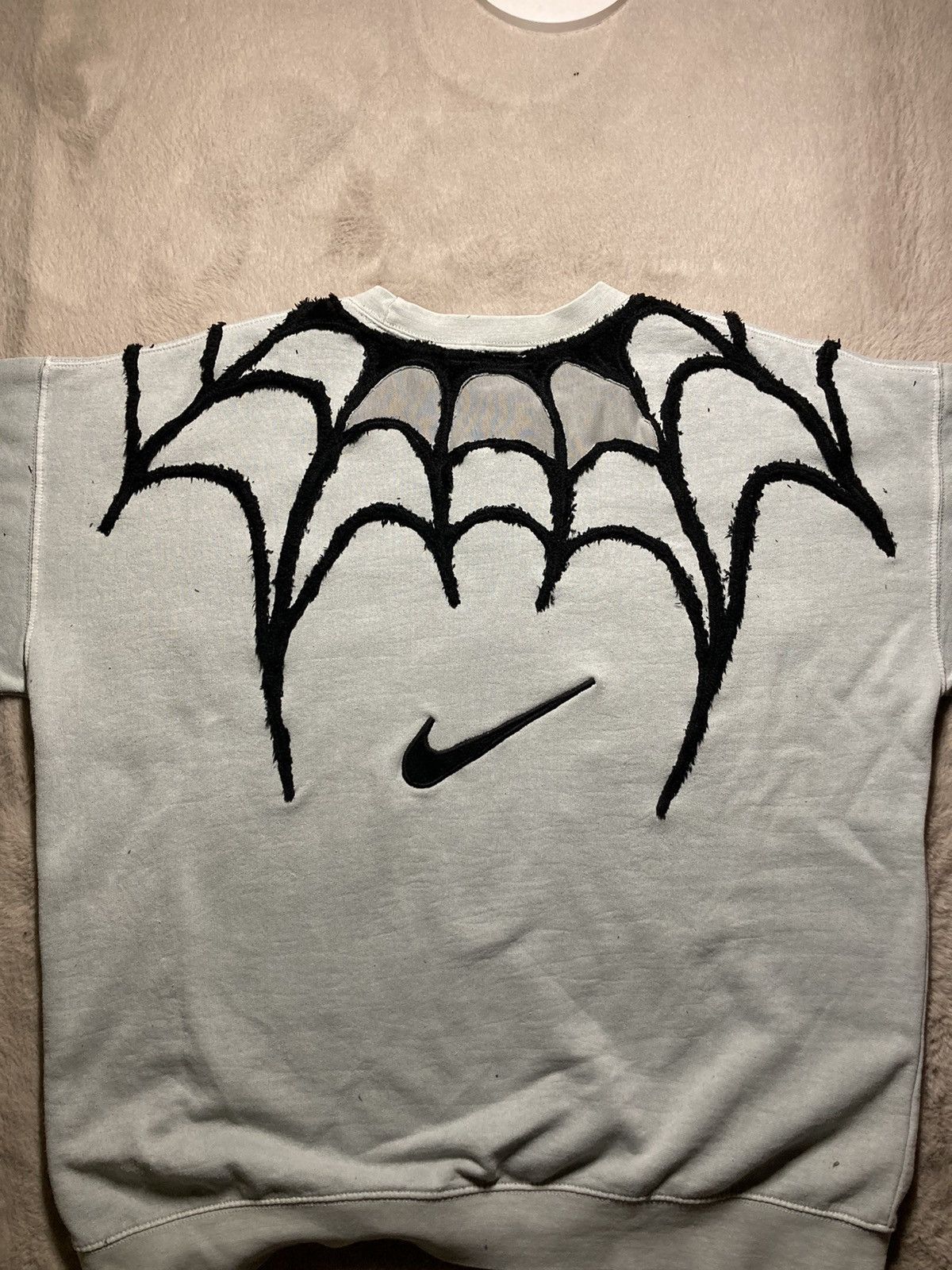 Nike × Vintage ⛩️Nike sweatshirt custom vintage y2k center logo spider web Size US L / EU 52-54 / 3 - 3 Thumbnail