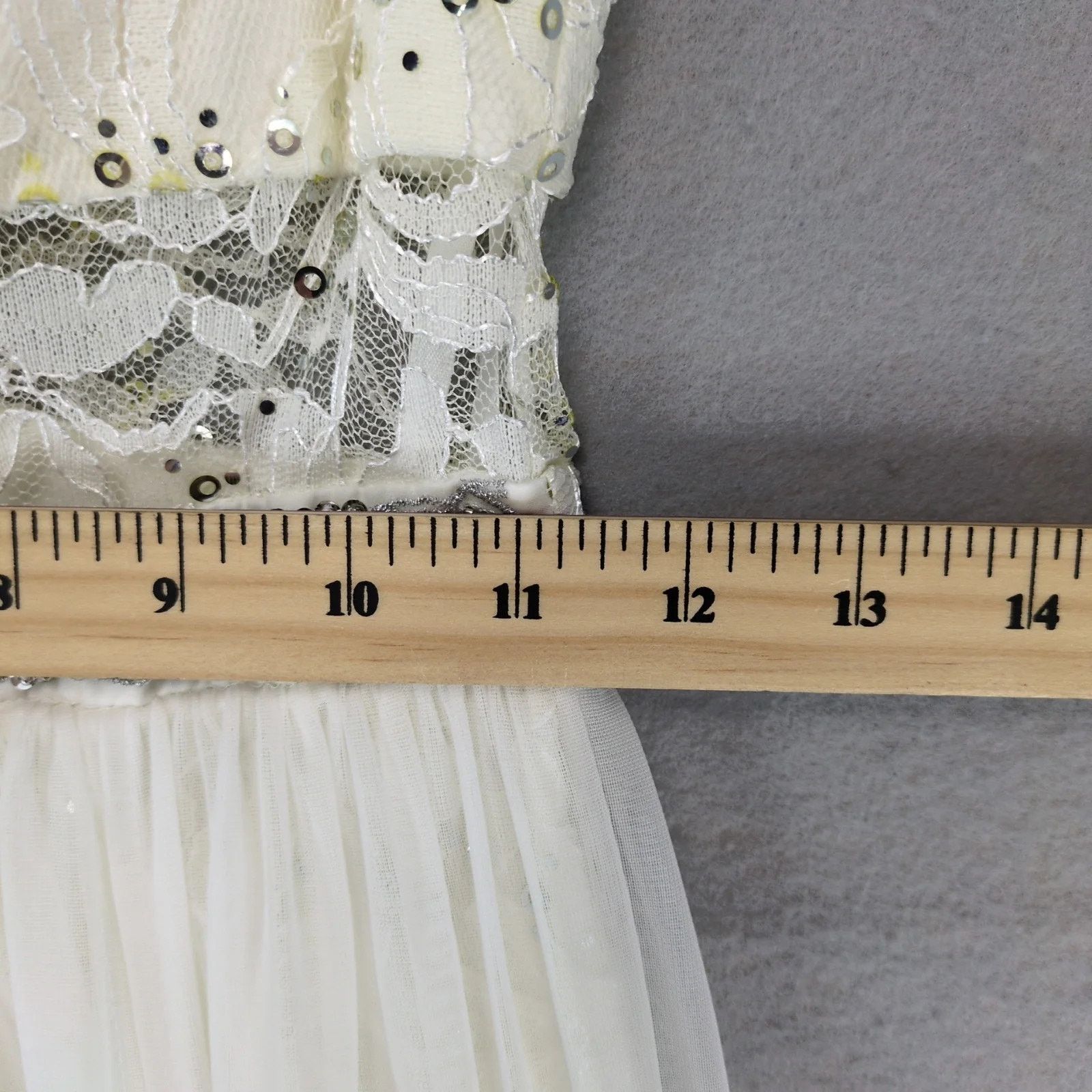 Other BCX Sheer Lace Overlay Off-White Dress Sz 3 Juniors Sequin Size S / US 4 / IT 40 - 5 Thumbnail