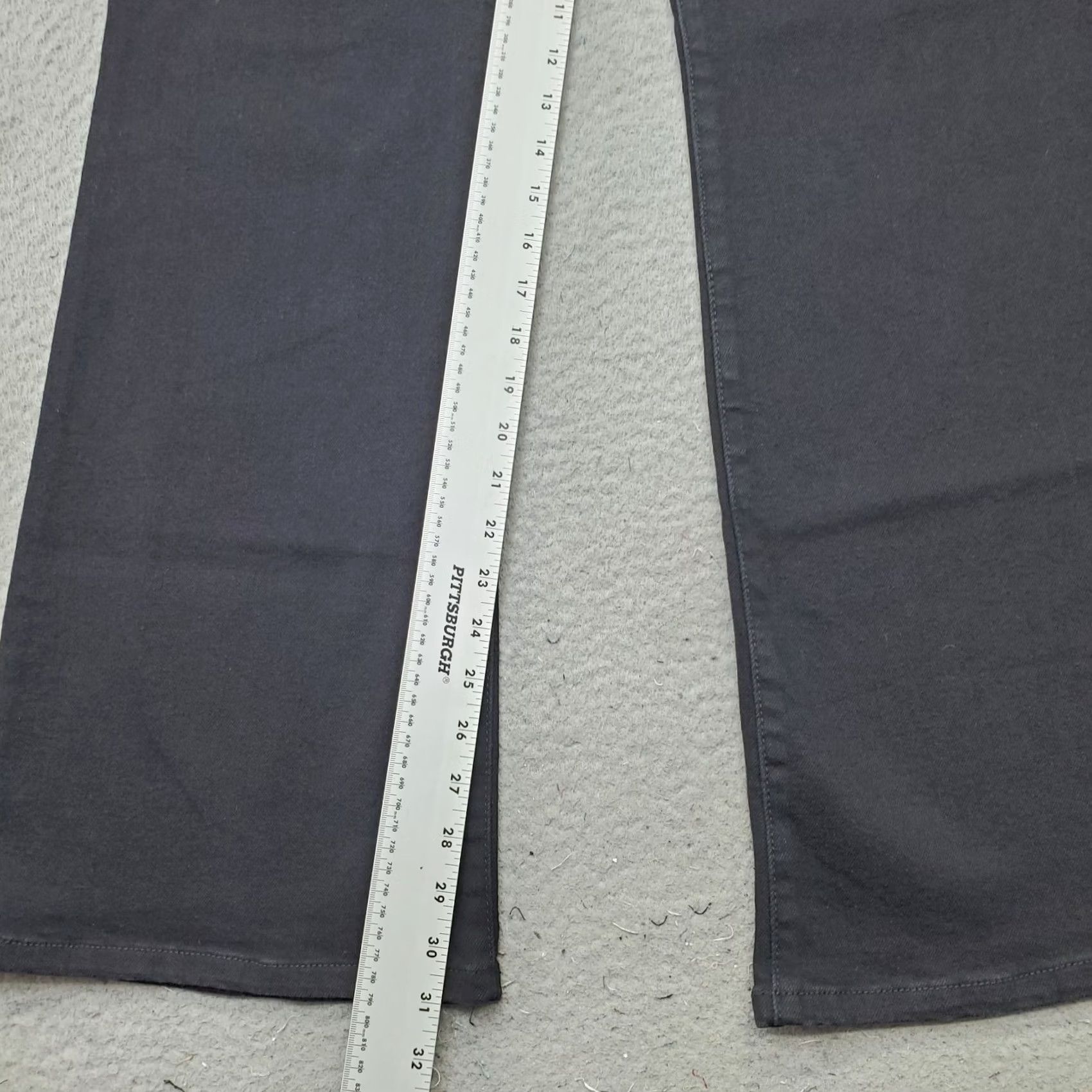 Jessica Simpson Jessica Simpson Jeans Womens 14 Black Denim Stretch Casual High Rise Flared Leg Jeans Womens 14 Black Denim Stretch Flared Leg Size 36" / US 14 / IT 50 - 4 Thumbnail