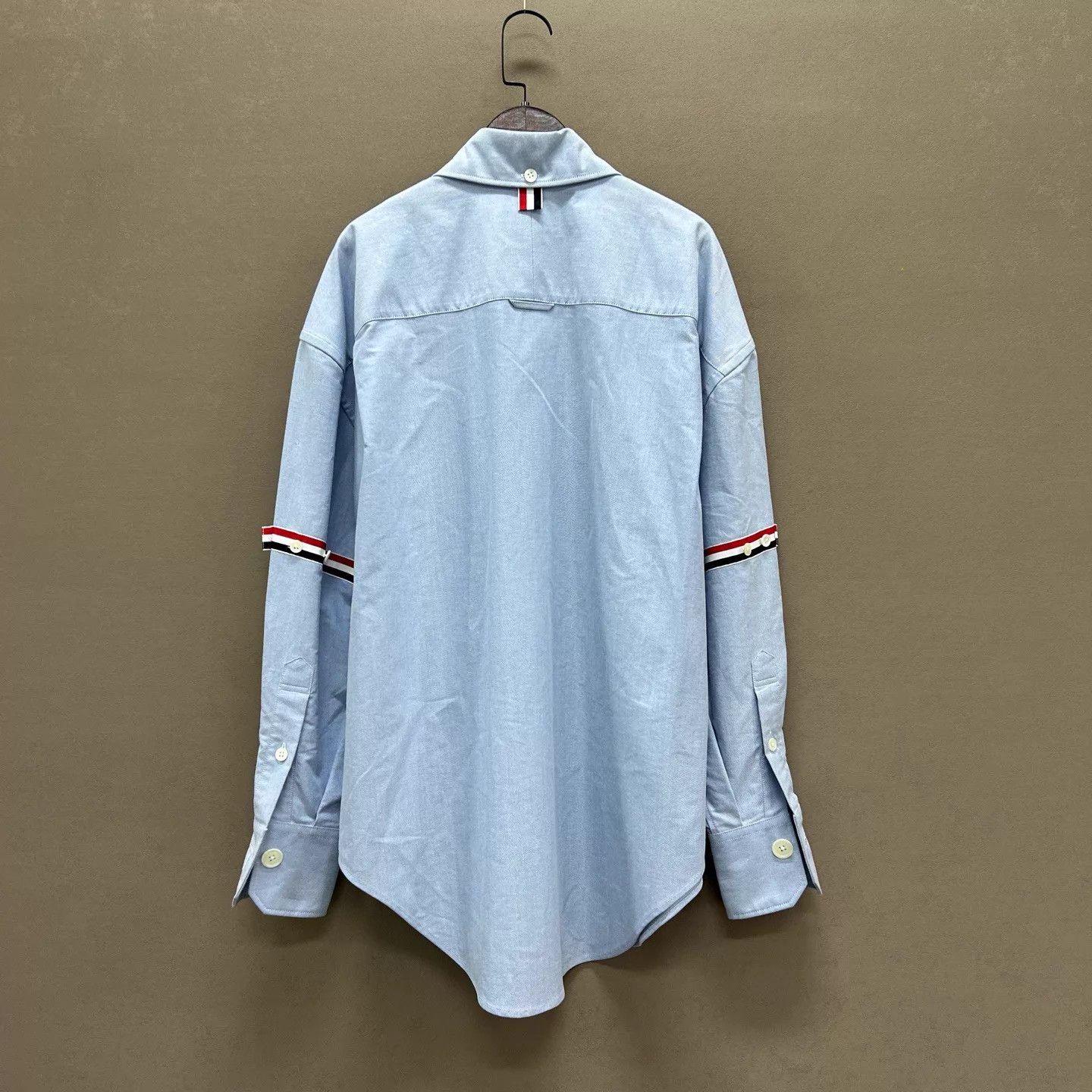 Thom Browne THOM BROWNE Women's Pointed Collar LS Button Cotton Shirt 36 Size XS / US 0-2 / IT 36-38 - 2 Thumbnail