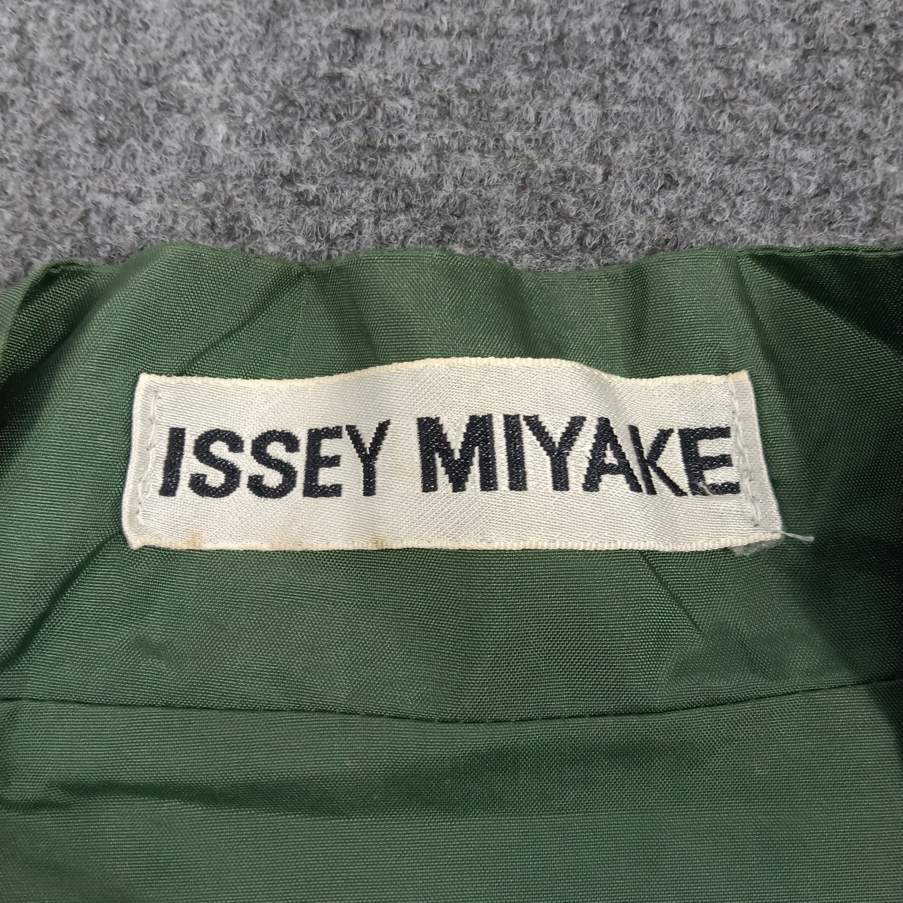 Japanese Brand × Vintage Issey Miyake Japanese Designer Long Jacket Like Rain Coat Size US XXL / EU 58 / 5 - 5 Thumbnail