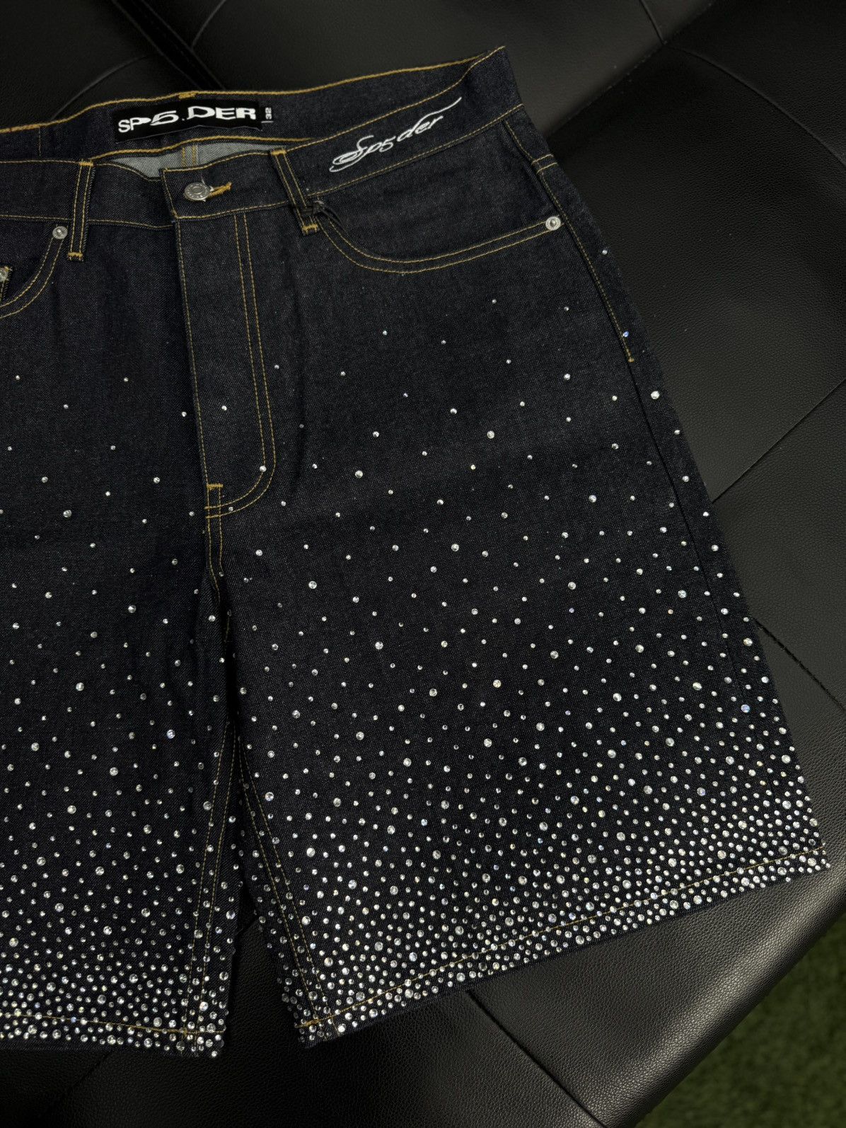 Sp5der Sp5der Rhinestone Crystal Jean Shorts Size (32) NEW Size US 32 / EU 48 - 2 Thumbnail