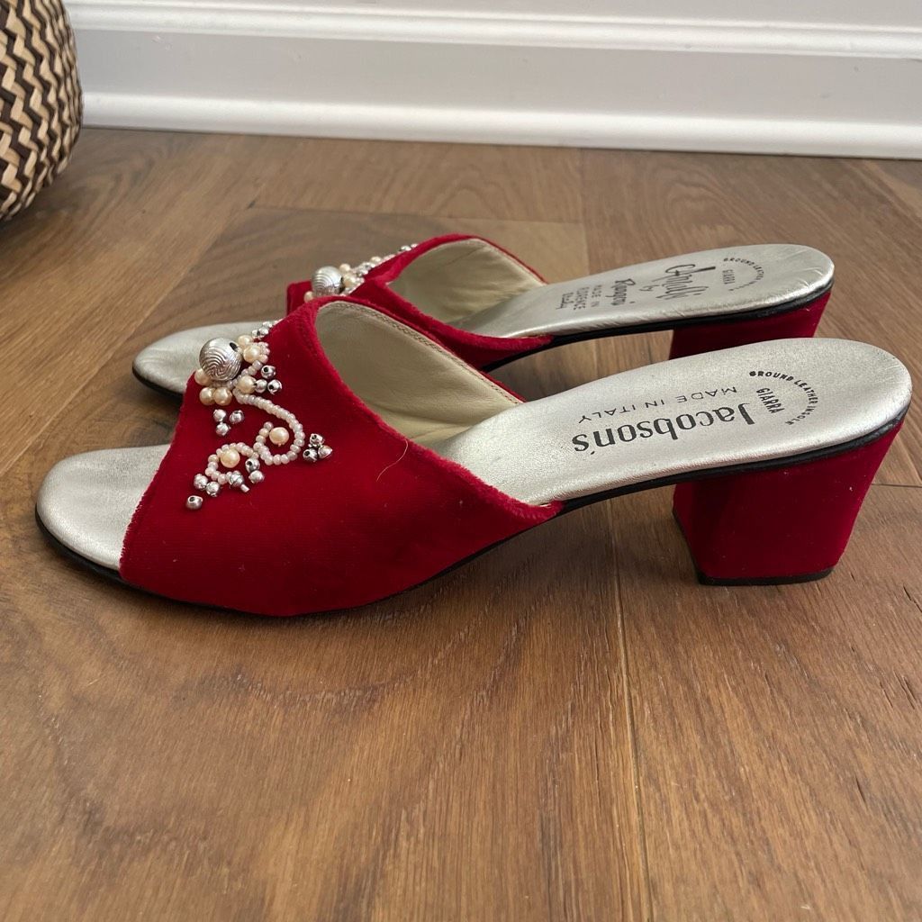 Other 70s Amalfi by Rangoni Red Velvet Open Toe Mules Block Heel 7 Size US 7.5 / IT 37.5 - 3 Thumbnail