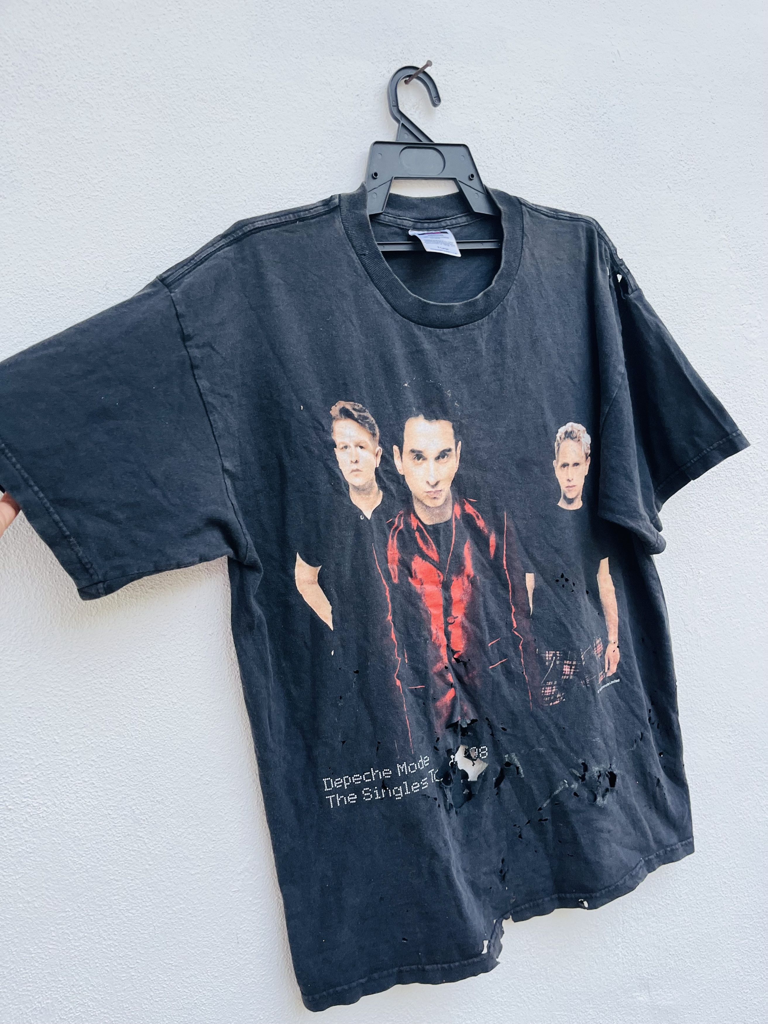 Band Tees × Vintage Vintage 90s Depeche Mode The Single Tour 86-98 Shirt Size US XL / EU 56 / 4 - 4 Thumbnail