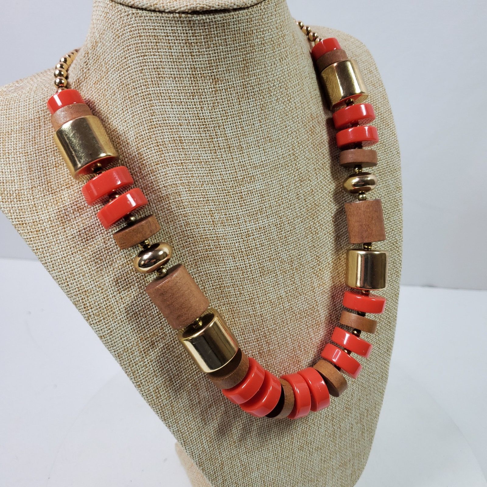 The Unbranded Brand Casual Career Necklace Red w/ Wood Beads 24 Inch Gold Tone Size ONE SIZE - 2 Thumbnail