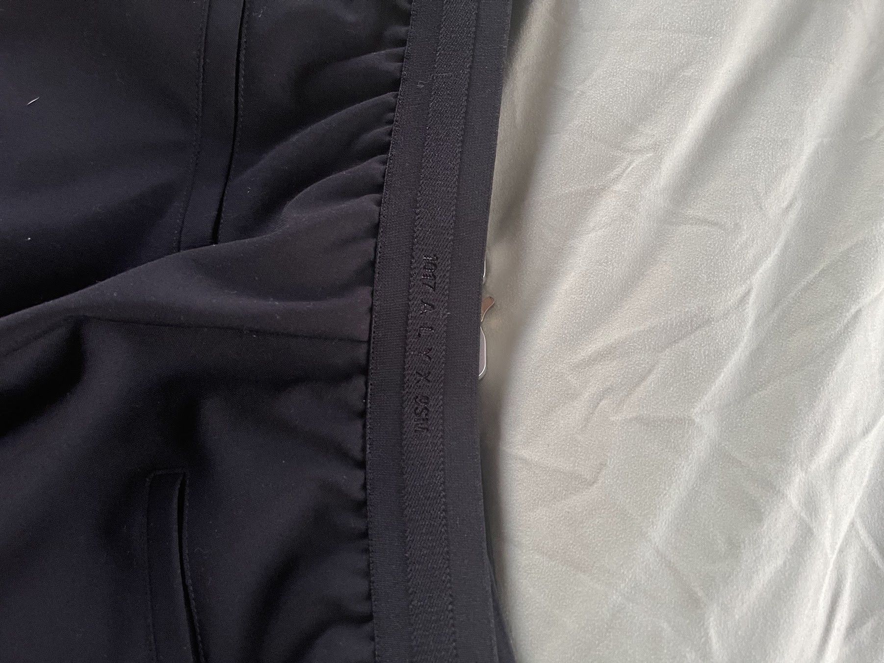 1017 ALYX 9SM 1017 ALYX 9SM Black Metal Buckle Suit Trousers Size US 34 / EU 50 - 7 Thumbnail
