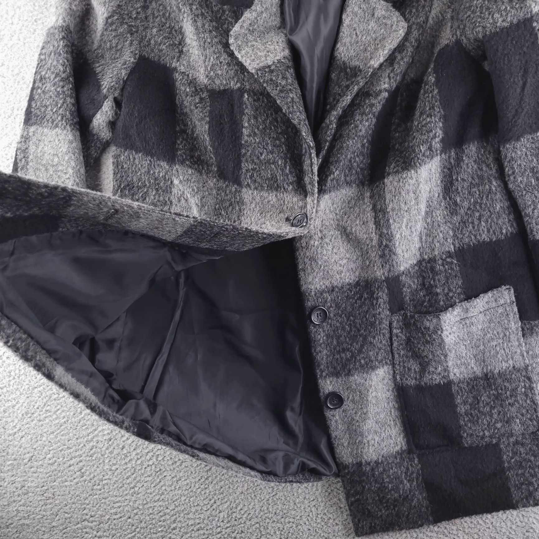Levi's VINTAGE Levi's Coat Womens Large Wool Black White Overcoat Check Warm Size L / US 10 / IT 46 - 4 Thumbnail