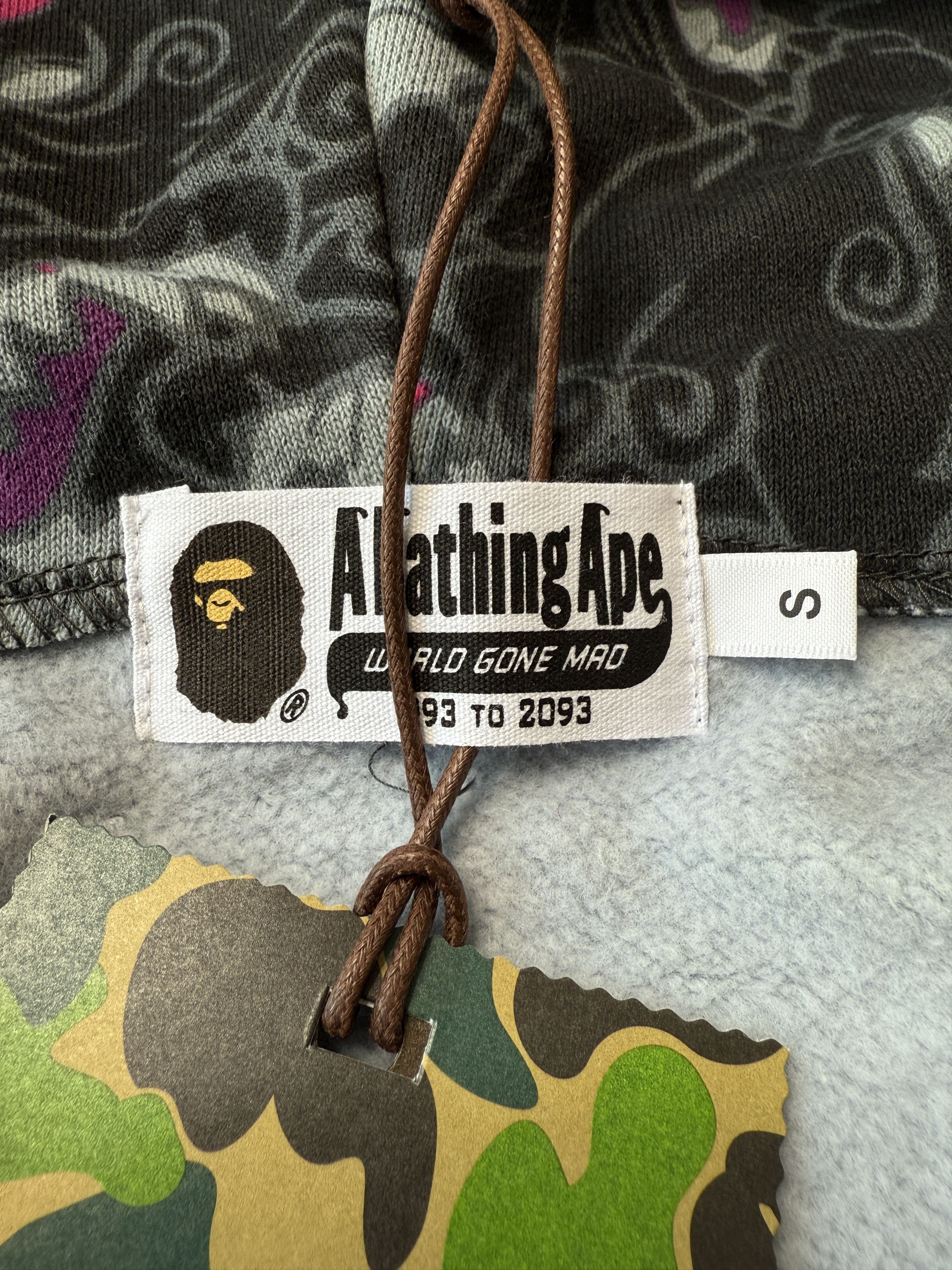 Bape BAPE JAPANESE TATTOO CAMO SHARK FZ HOODIE Size US S / EU 44-46 / 1 - 12 Thumbnail