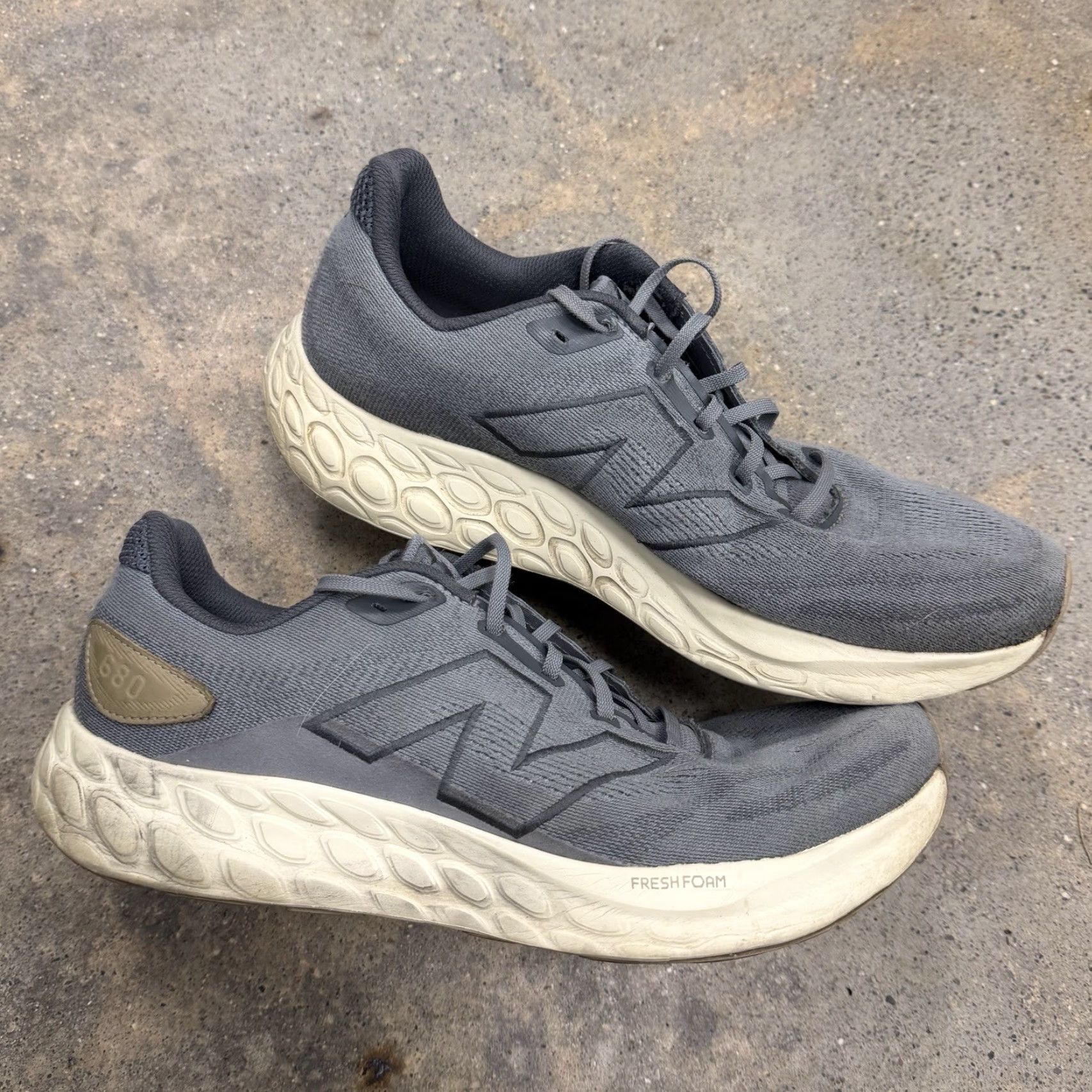 New Balance New Balance Fresh Foam 680 V8 M680RY8 NBY Men's Size 9 D Distressed Sneaker Gray Shoes Athletic Running Walking Gym & Training, Nike Shoes? Size US 10 / EU 43 - 2 Thumbnail
