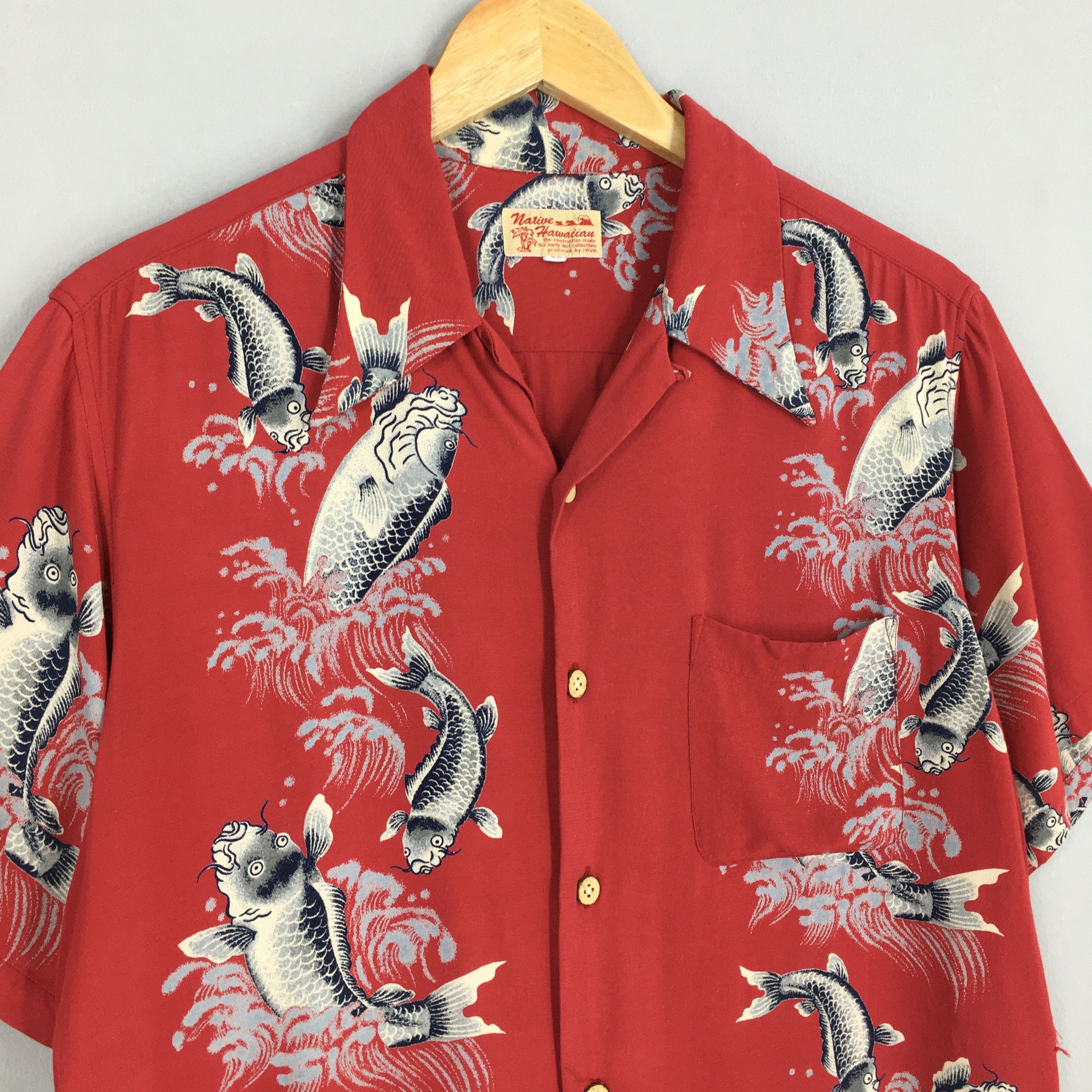 Vintage Vintage 70s Hawaiian Patina Japanese Koi Fish Rayon Shirt L Size US L / EU 52-54 / 3 - 3 Thumbnail