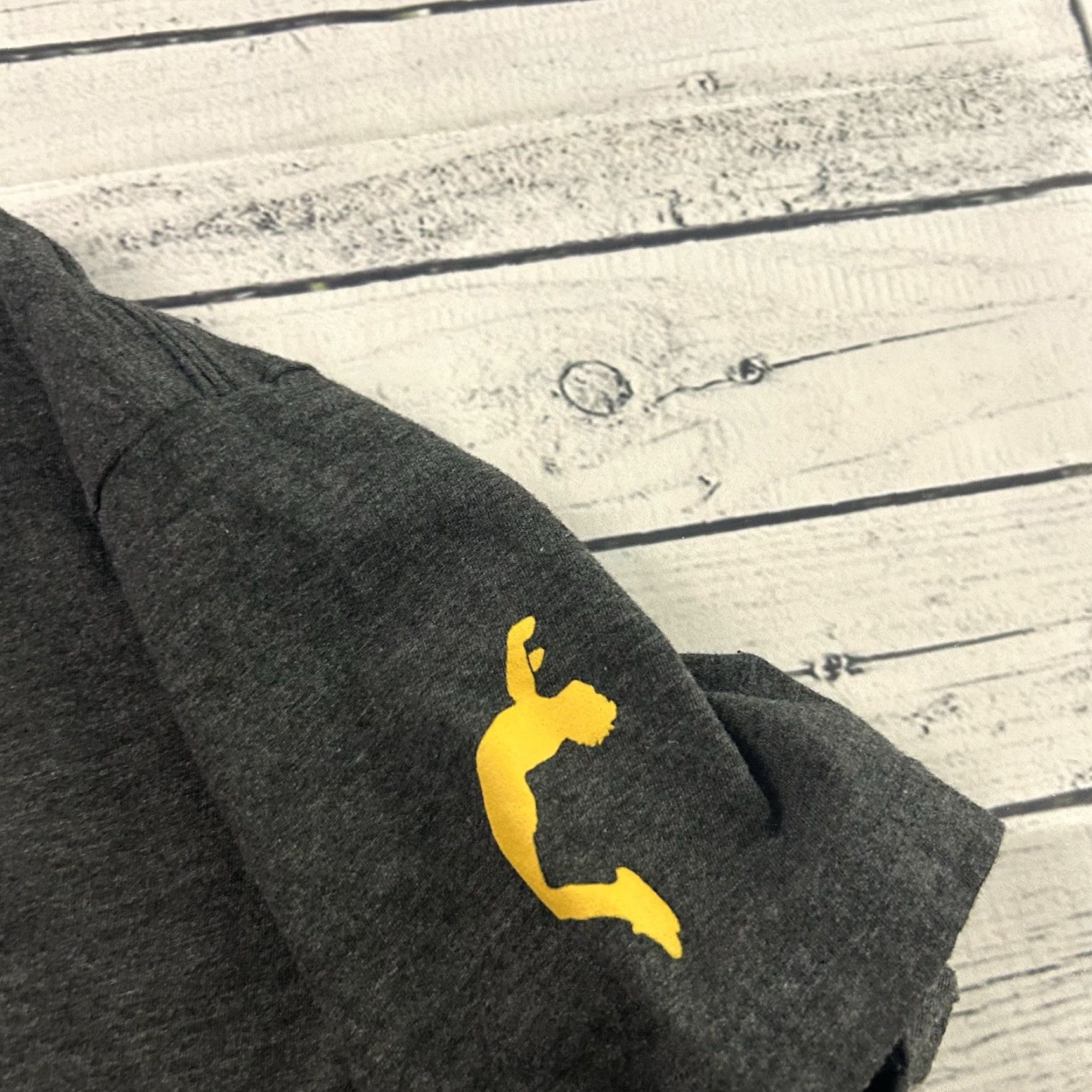 Athleta Athleta Gold Over America Tour Gymnastics T Shirt Men's L Gray Size US L / EU 52-54 / 3 - 5 Thumbnail