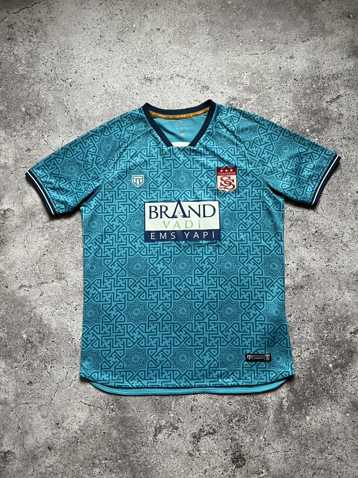 Other Sivasspor Tony Montana 23/24 Football Soccer Jersey Shirt Size US S / EU 44-46 / 1 - 1 Thumbnail