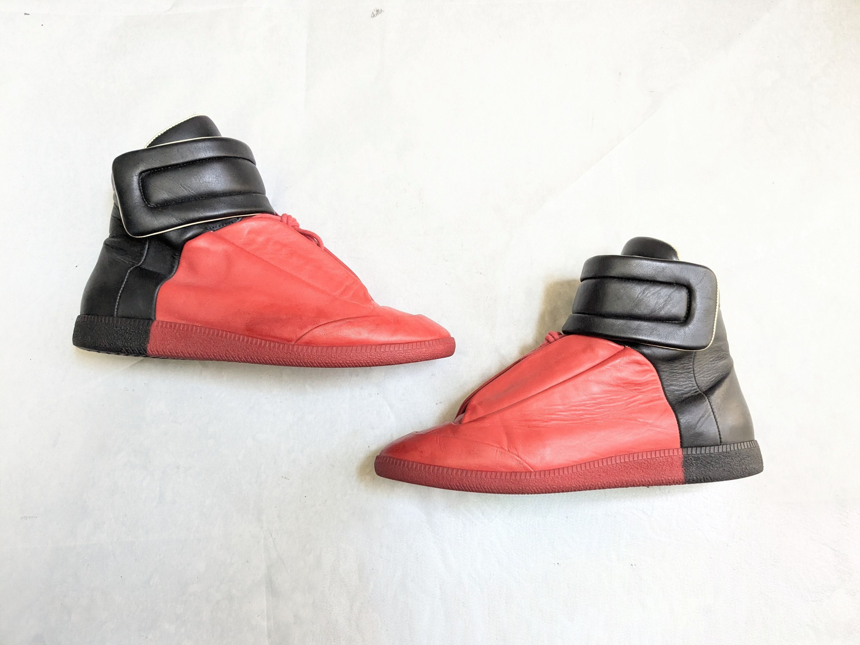 Maison Margiela 44/11-Maison Margiela Future High Sneaker Red/Black Size US 11 / EU 44 - 1 Thumbnail