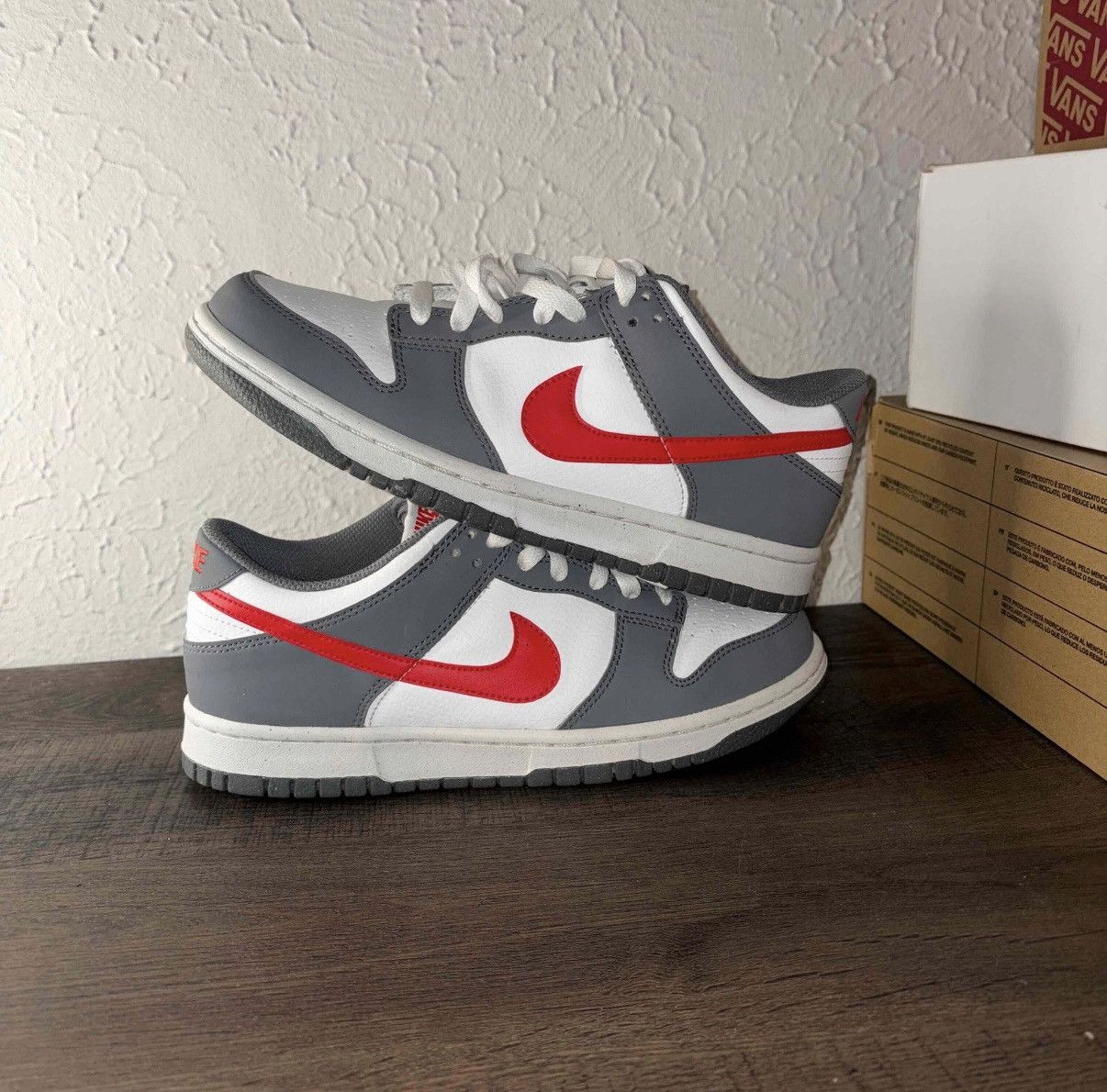 Nike Smoke Grey Light Crimson dunks Size US 7 / EU 40 - 1 Thumbnail