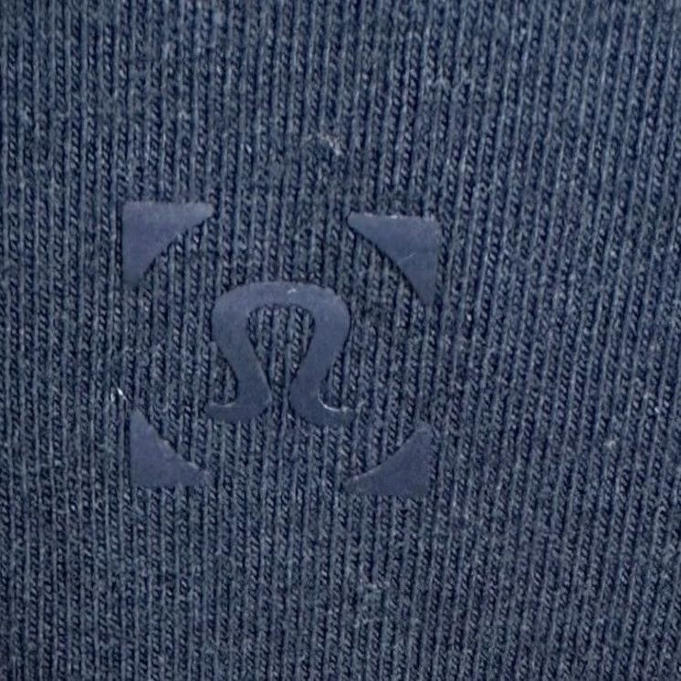 Lululemon Lululemon T-Shirt Womens XL Navy Blue Seek Curiosity Yoga Graphic Workout Tee Size XL / US 12-14 / IT 48-50 - 4 Thumbnail
