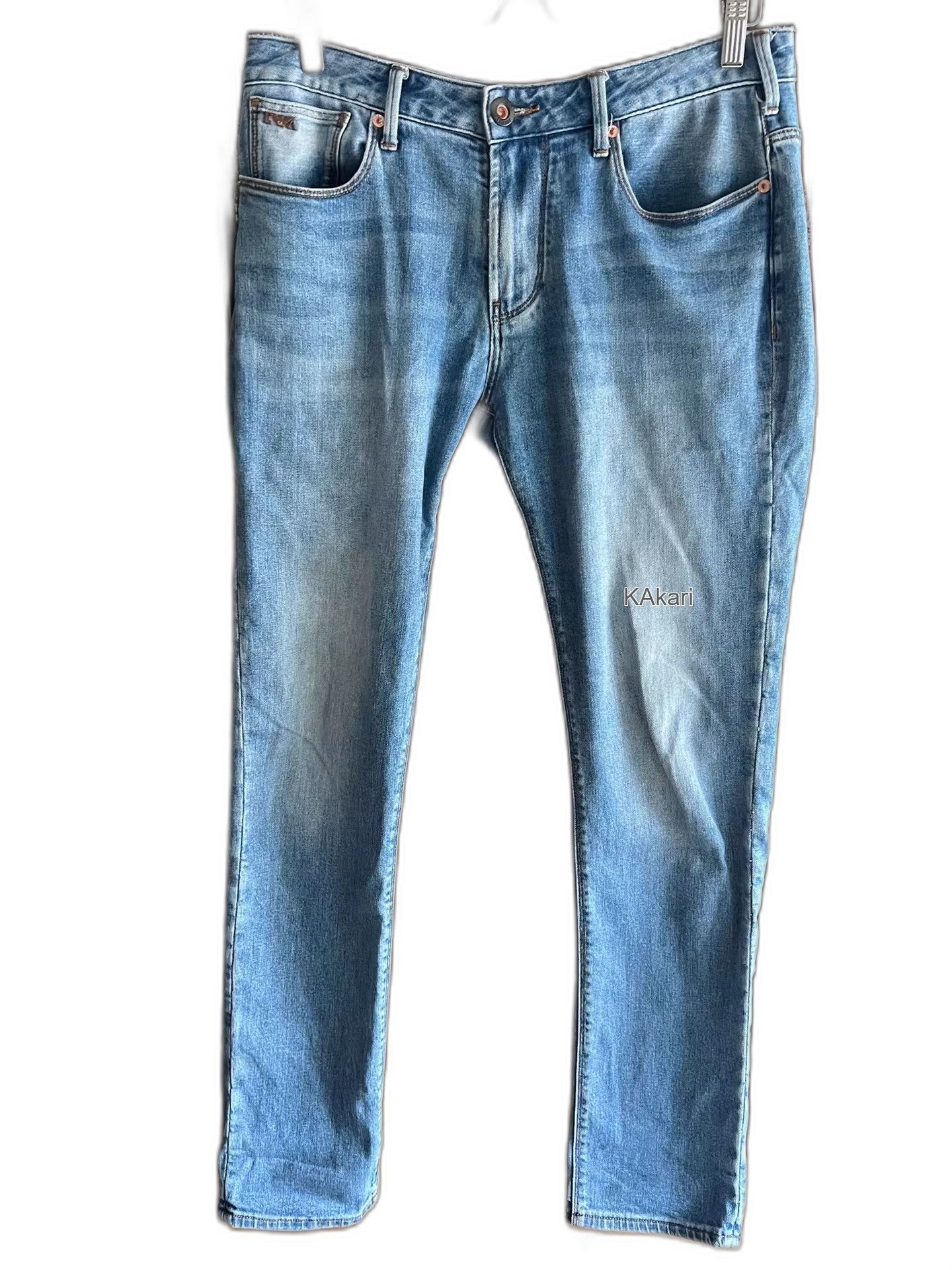 Emporio Armani Emporio Armani Washed Distressed Jeans Size US 32 / EU 48 - 1 Thumbnail