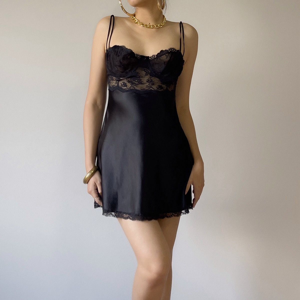 Victoria's Secret Victoria’s Secret 1990s Black Satin Slip Dress (36C/34D) Size L / US 10 / IT 46 - 2 Thumbnail