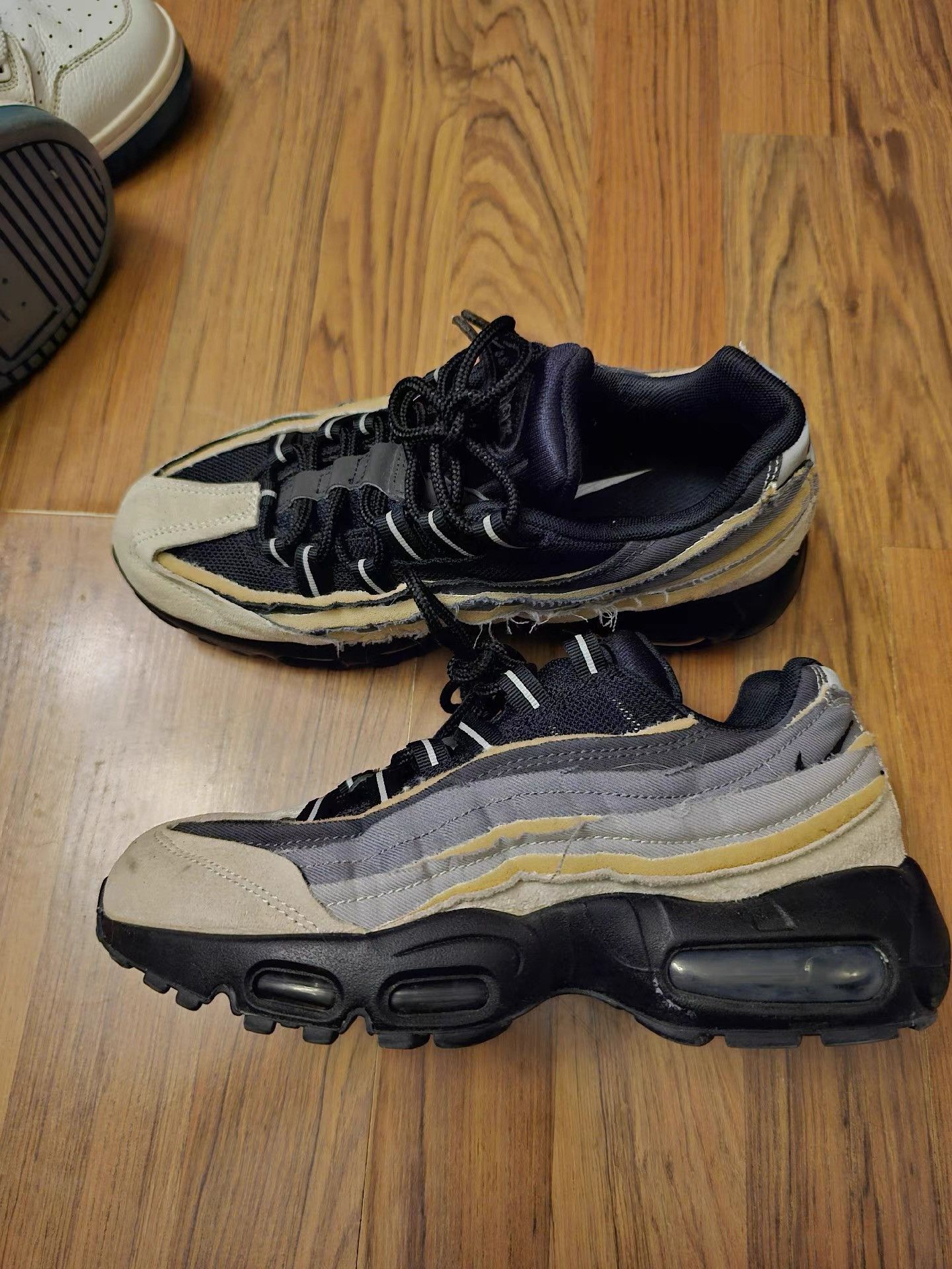 Nike Nike Air Max 95 × Comme des Garçons Sneakers K30 Size US 8 / IT 38 - 1 Thumbnail