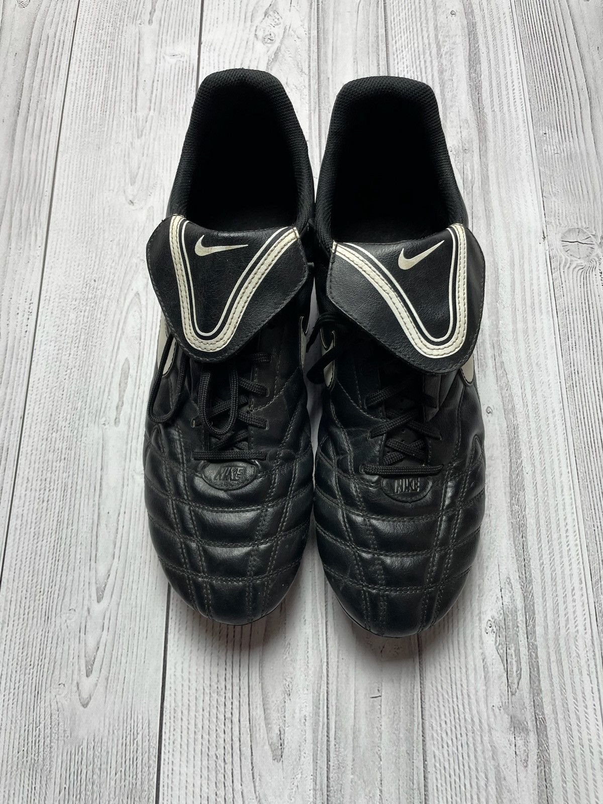 Nike × Vintage Vintage Nike tiempo soccer boots size US 12 logo Size US 12 / EU 45 - 3 Thumbnail