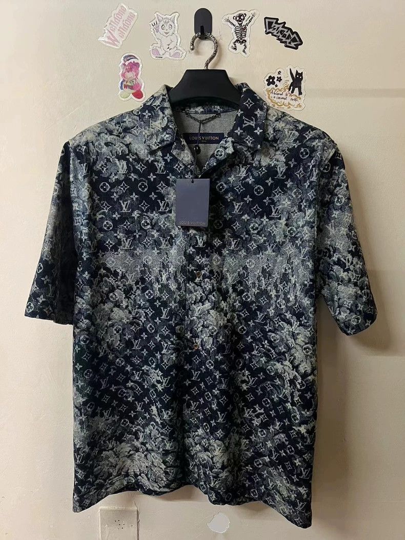 Louis Vuitton louis vuitton logo print short sleeve shirt-dmc Size US L / EU 52-54 / 3 - 1 Thumbnail